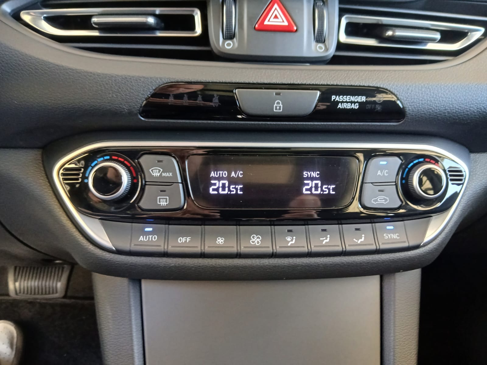 HYUNDAI i30 Wagon 1.5 T-GDi Vertex-image-15