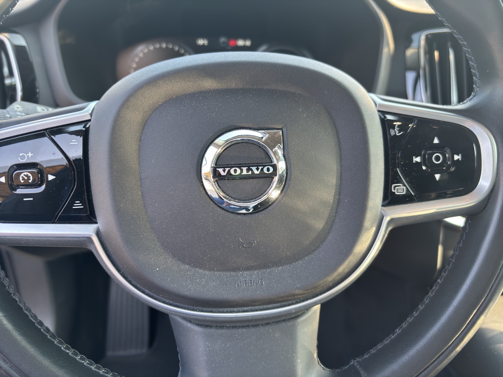 VOLVO V60 2.0 T6 TE Inscription eAWD-image-12