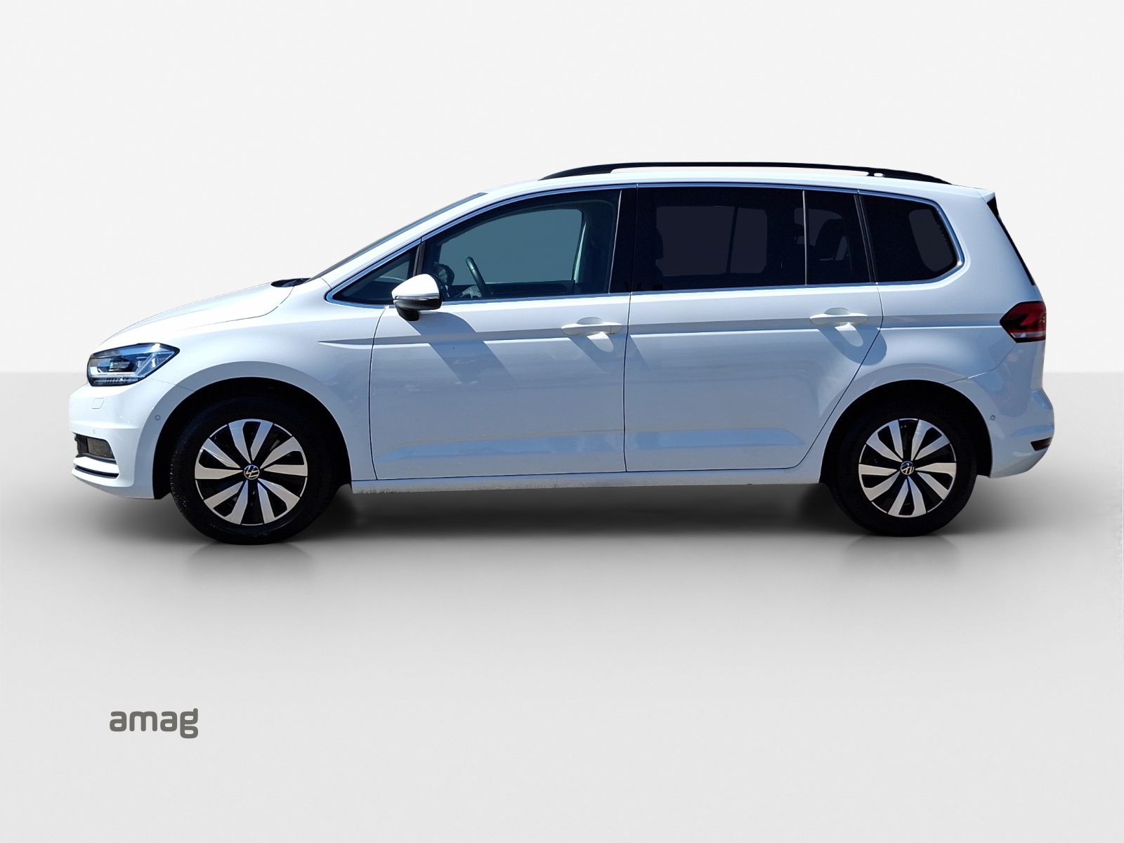VW Touran 2.0 TDI BlueMotion Technology Comfortline DSG-image-2
