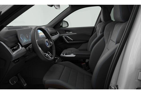 BMW X1 30e M Sport xDrive U11 (CH) AHK 1.8T 📍-image-2