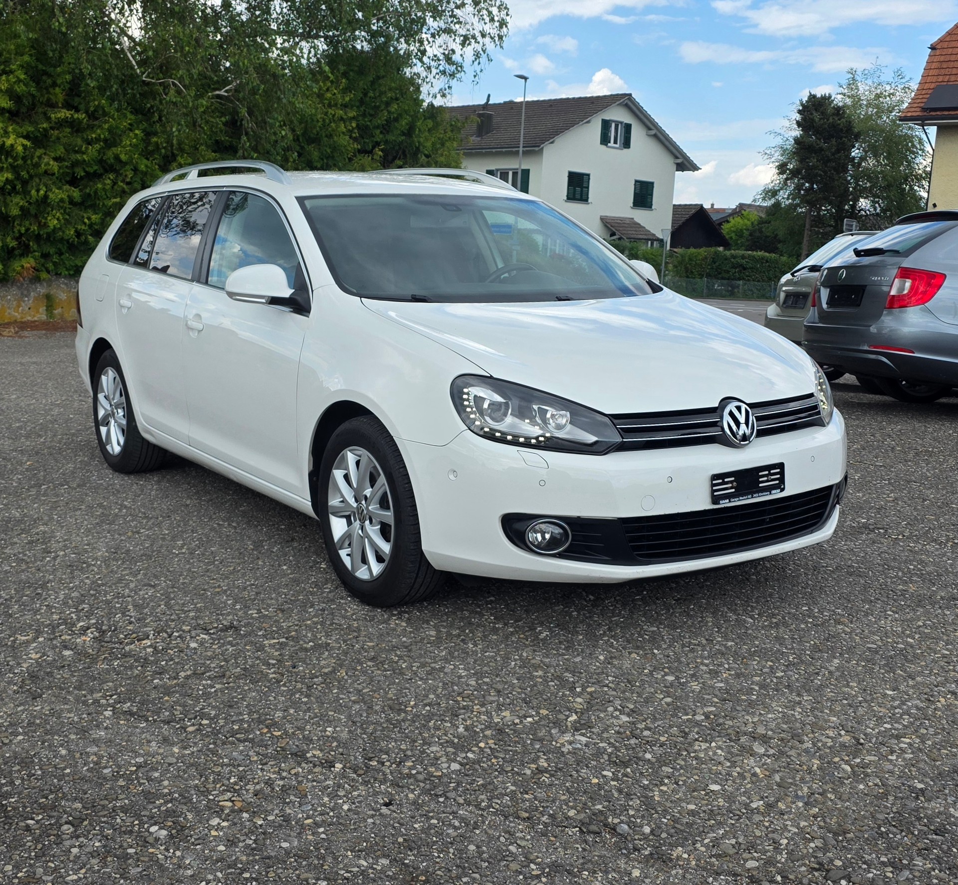 VW Golf Variant 1.4 TSI Highline DSG-image-2