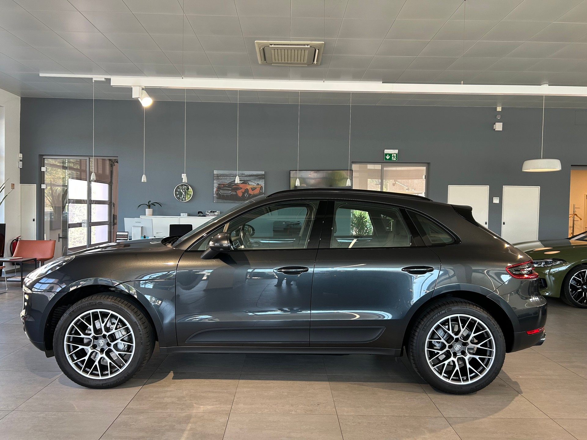 PORSCHE Macan S PDK-image-3