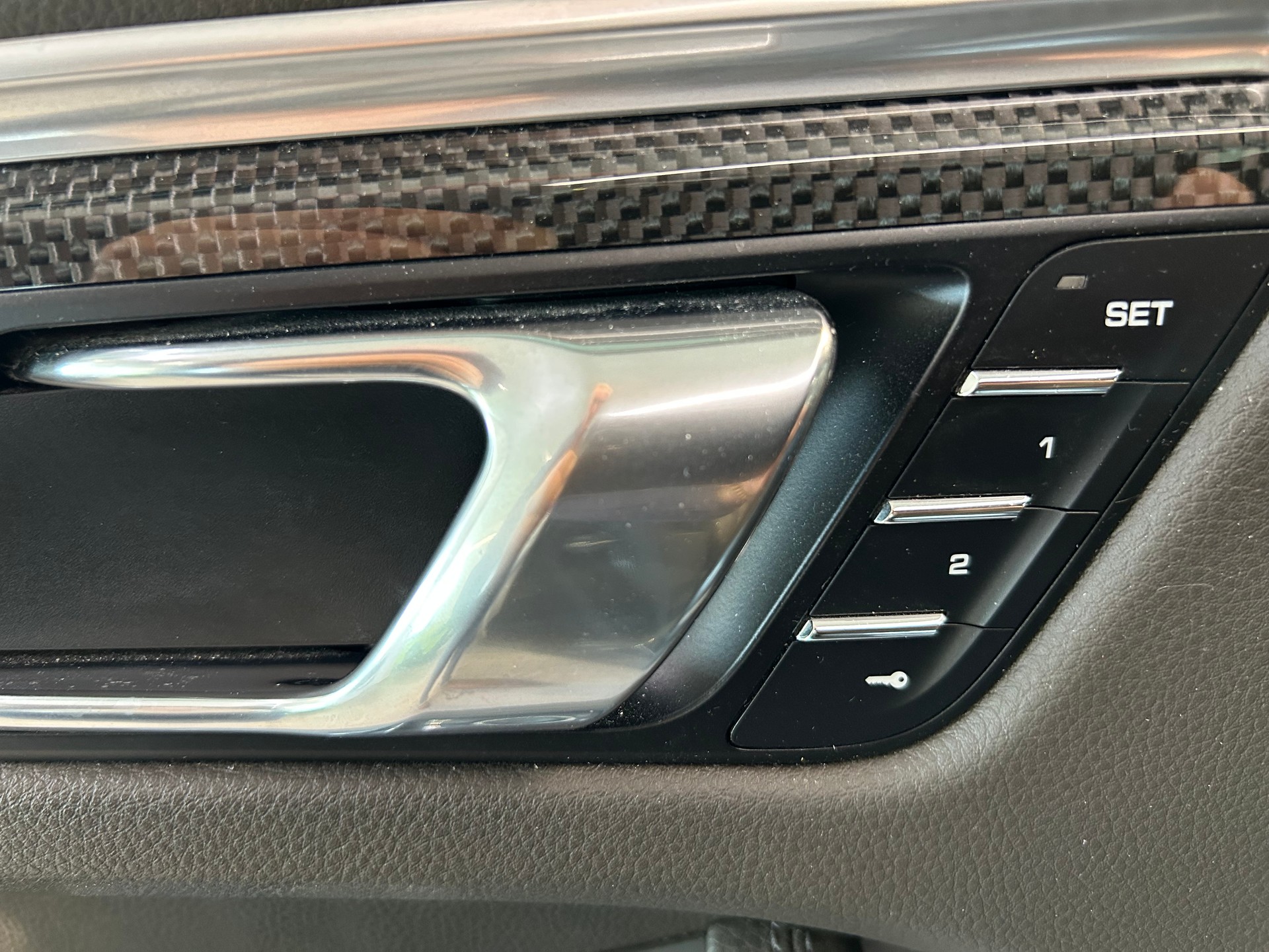 PORSCHE Macan S PDK-image-17