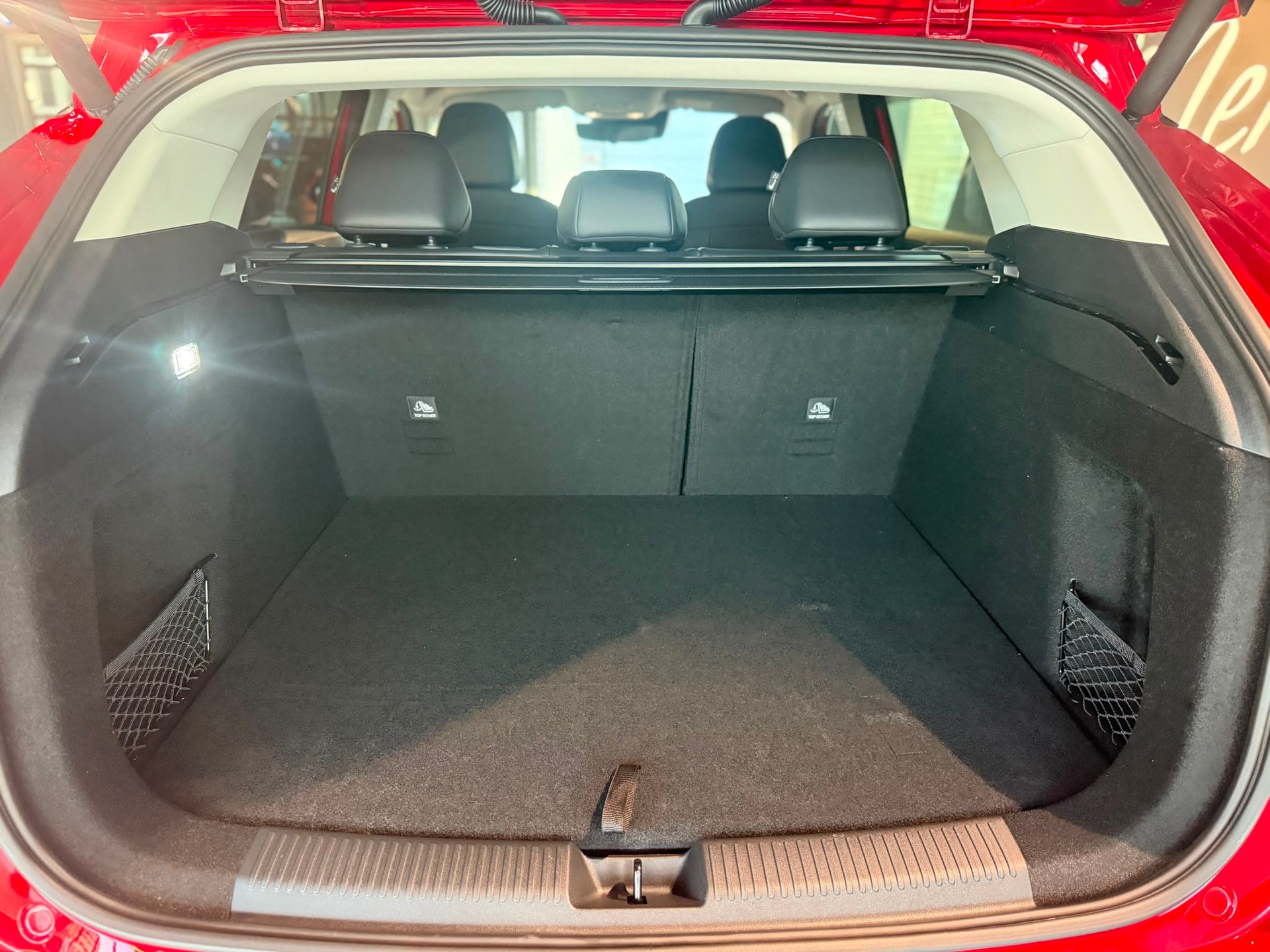 MG HS 1.5 T HEV Luxury-image-23