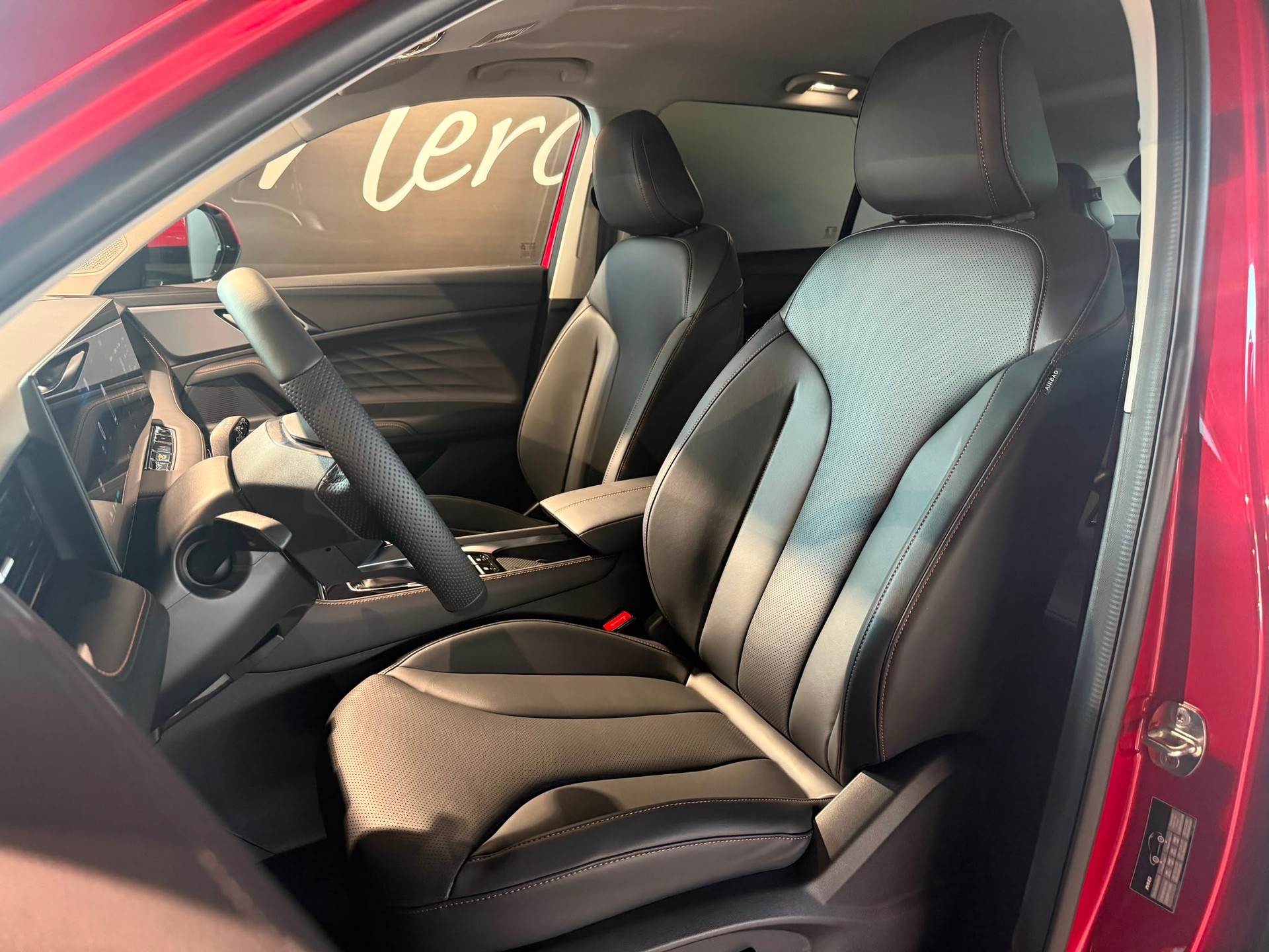 MG HS 1.5 T HEV Luxury-image-6