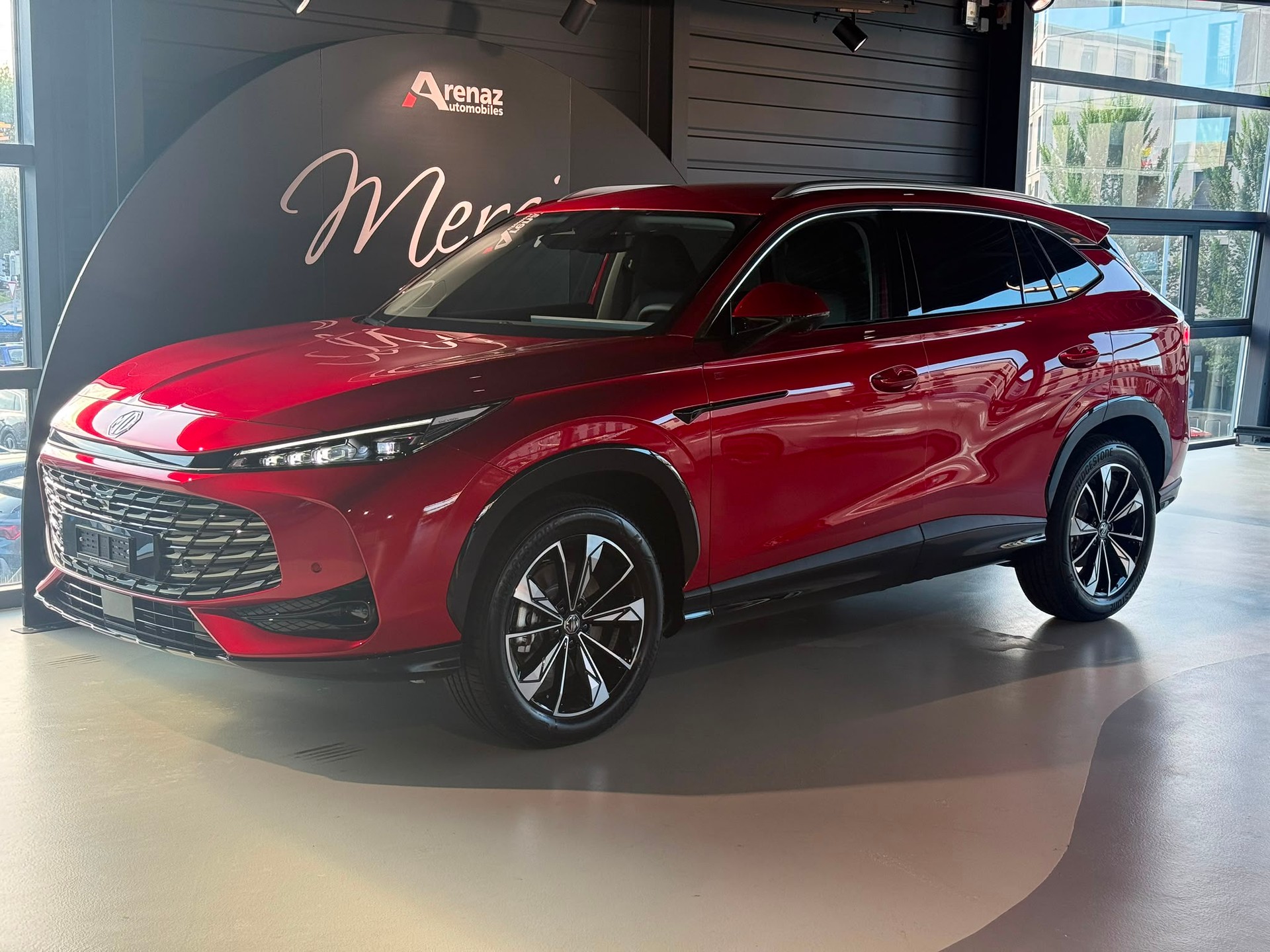 MG HS 1.5 T HEV Luxury-image-1