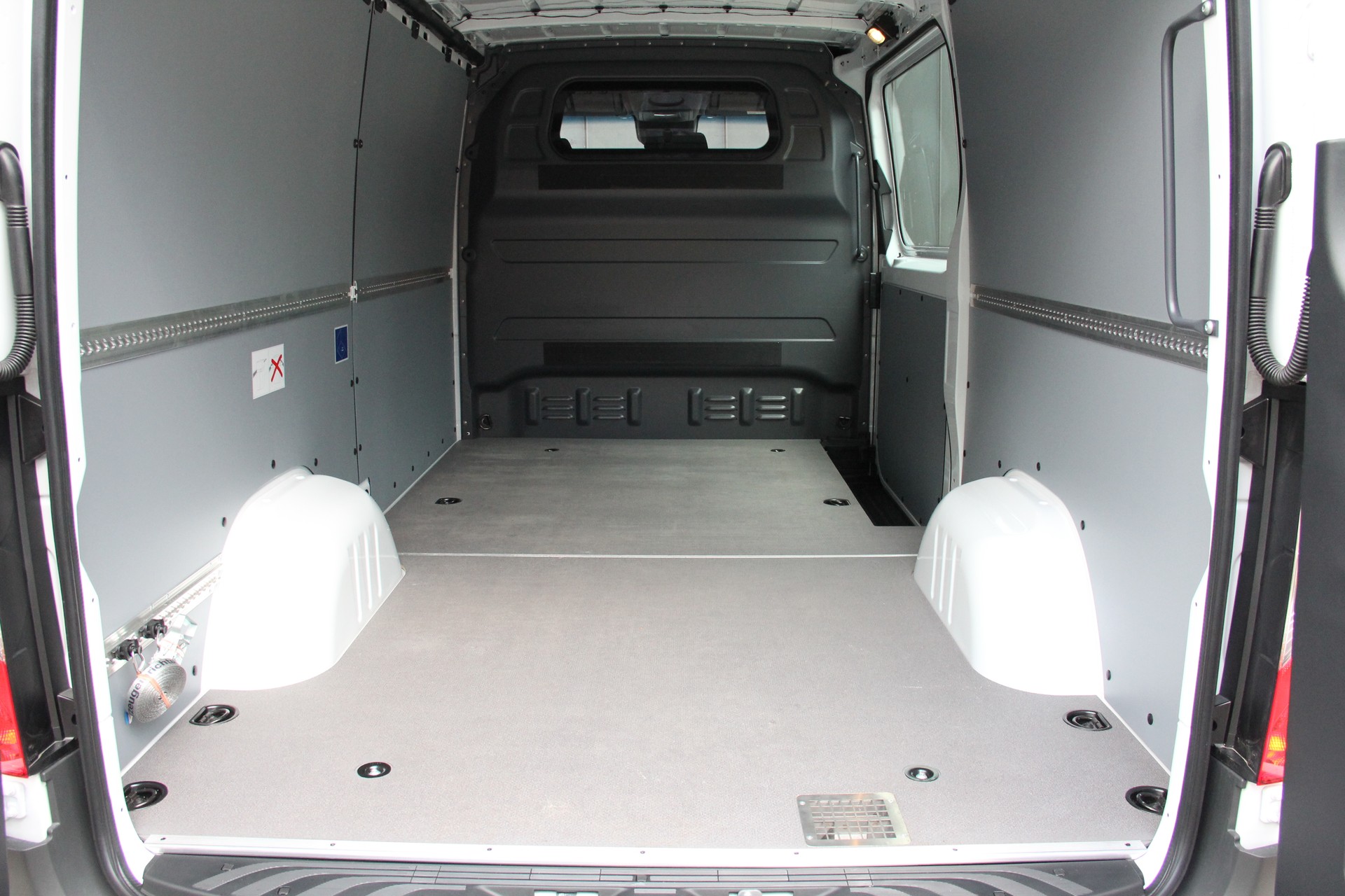 MERCEDES-BENZ Sprinter 315 CDI Standard 9G-TRONIC **ANHÄNGERKUPPLUNG** AUTOMAT *KAMERA* TEMPOMAT *SITZHEIZUNG.2x* NEUES-MODEL-image-7