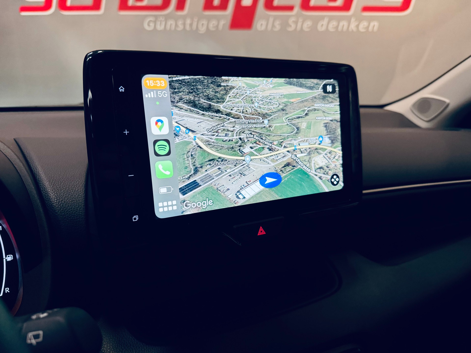 TOYOTA Yaris 1.5 Trend e-CVT-image-26
