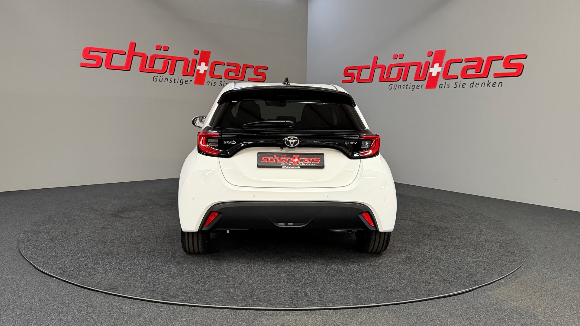 TOYOTA Yaris 1.5 Trend e-CVT-image-4
