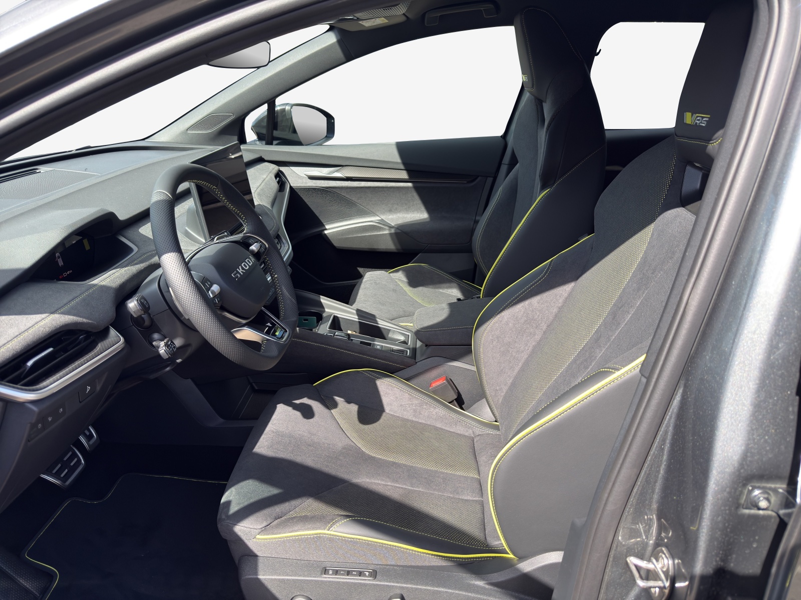SKODA Elroq RS 4x4-image-7