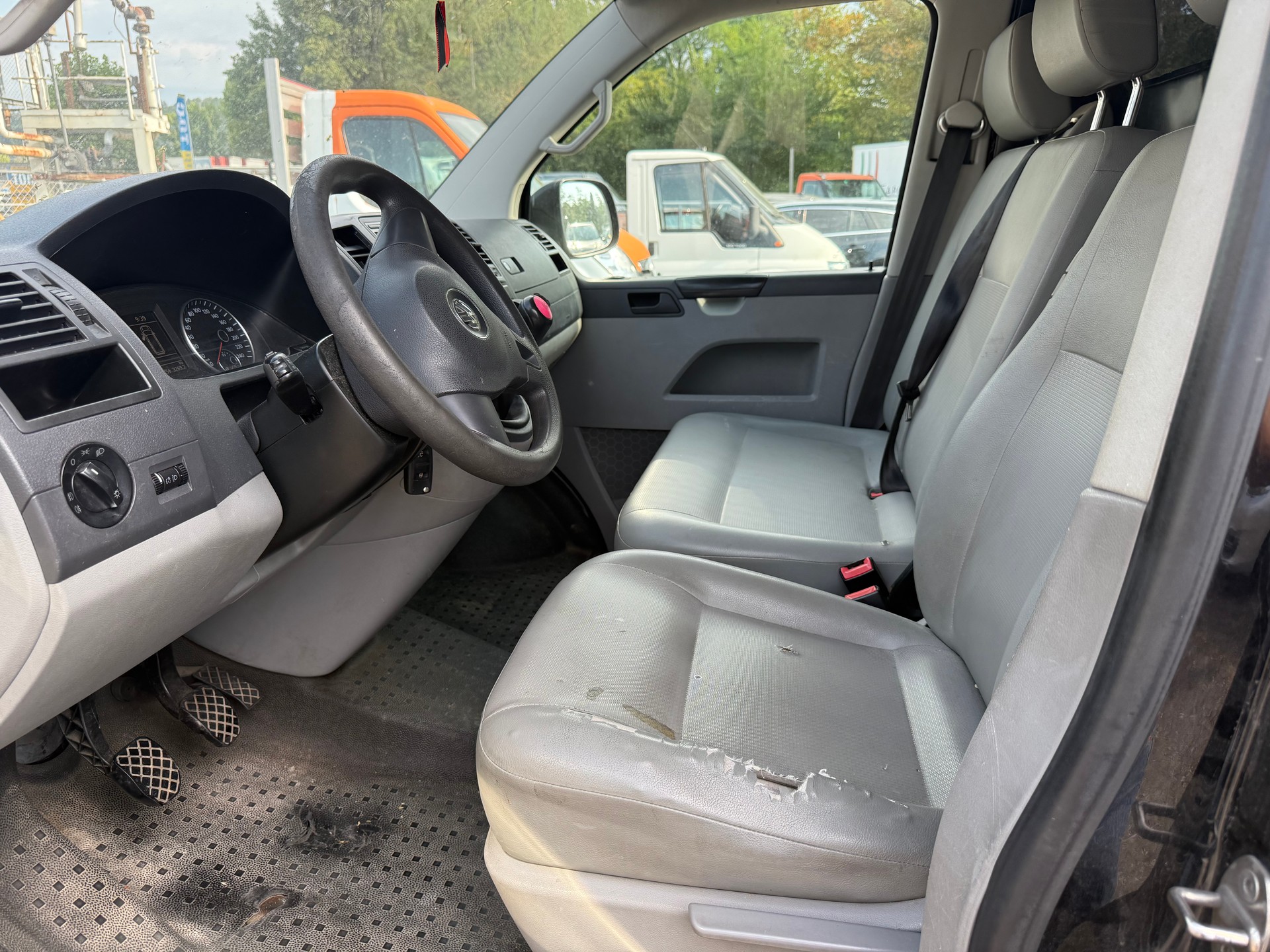 VW T5 2.0 TDI 4Motion L2-image-7