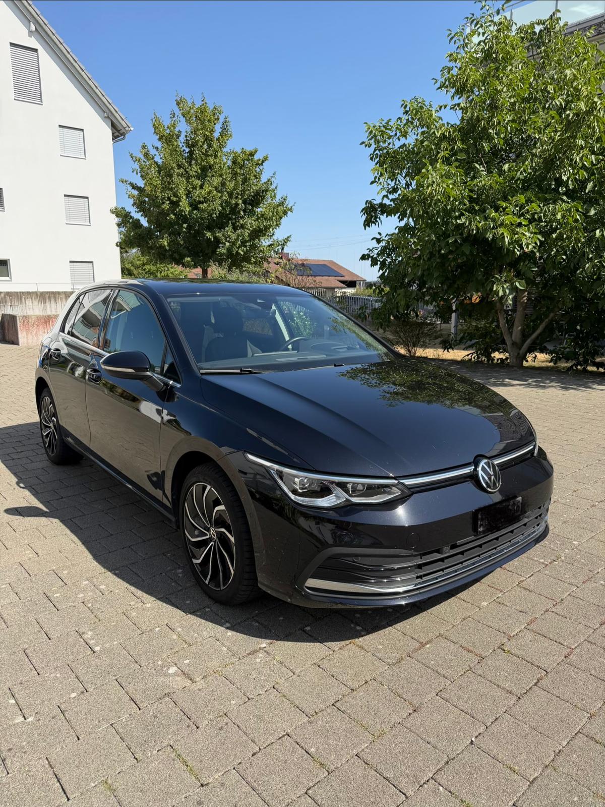 VW 1.4 TSI PHEV Style SELECTION DSG-image-1