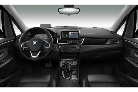 BMW 218d xDrive Active Tourer-image-3