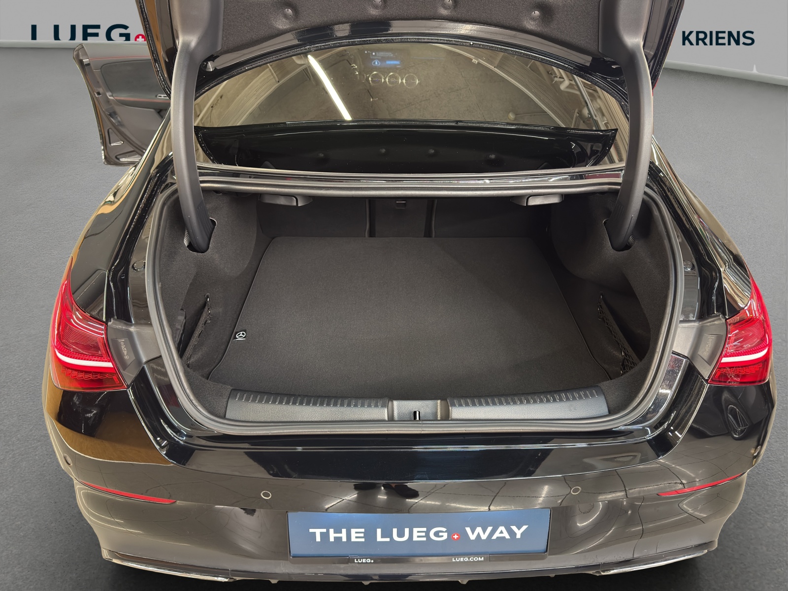 MERCEDES-BENZ CLA 200 - AMG / Rückfahrkamera / Ambiente-Licht-image-14