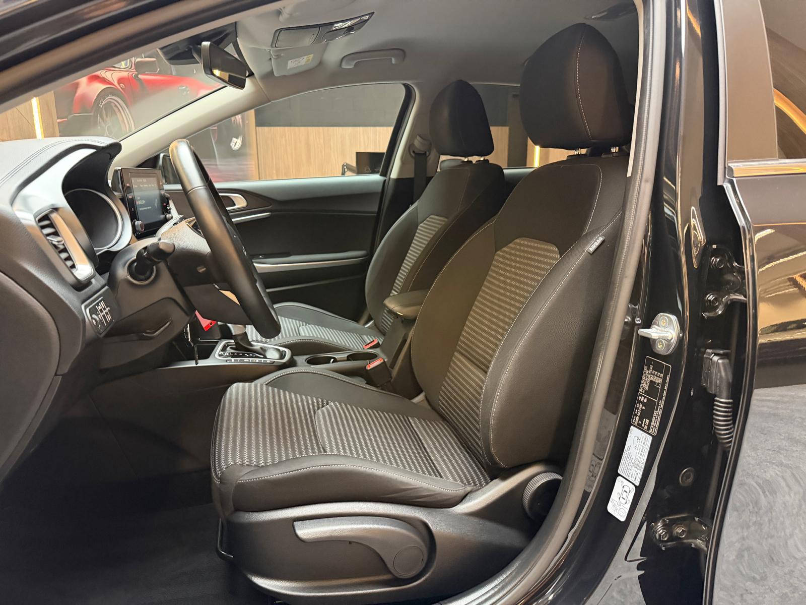KIA Ceed 1.5 T-GDi GT-Line DCT-image-13