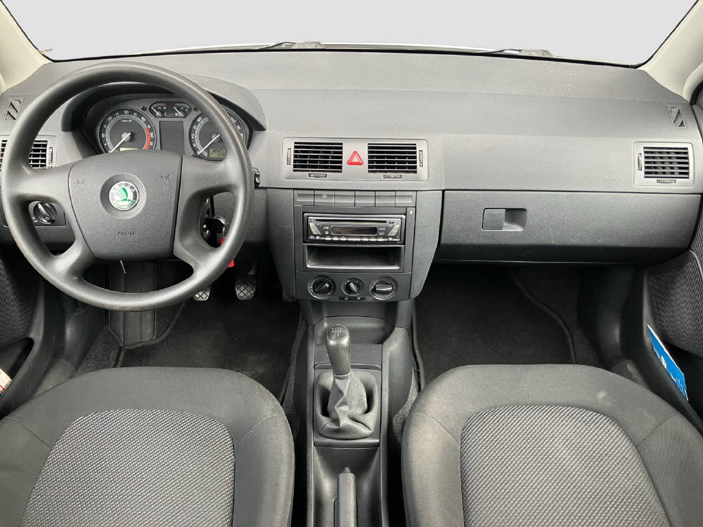 SKODA Fabia 1.4 TDI Ambiente-image-9