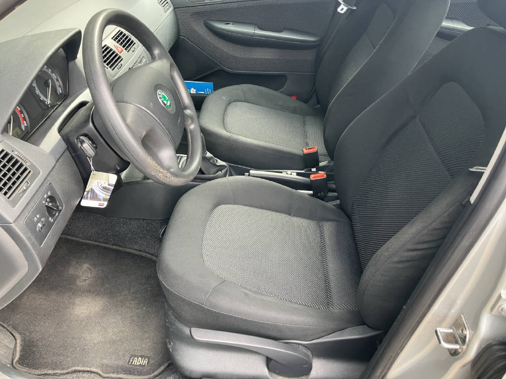 SKODA Fabia 1.4 TDI Ambiente-image-10