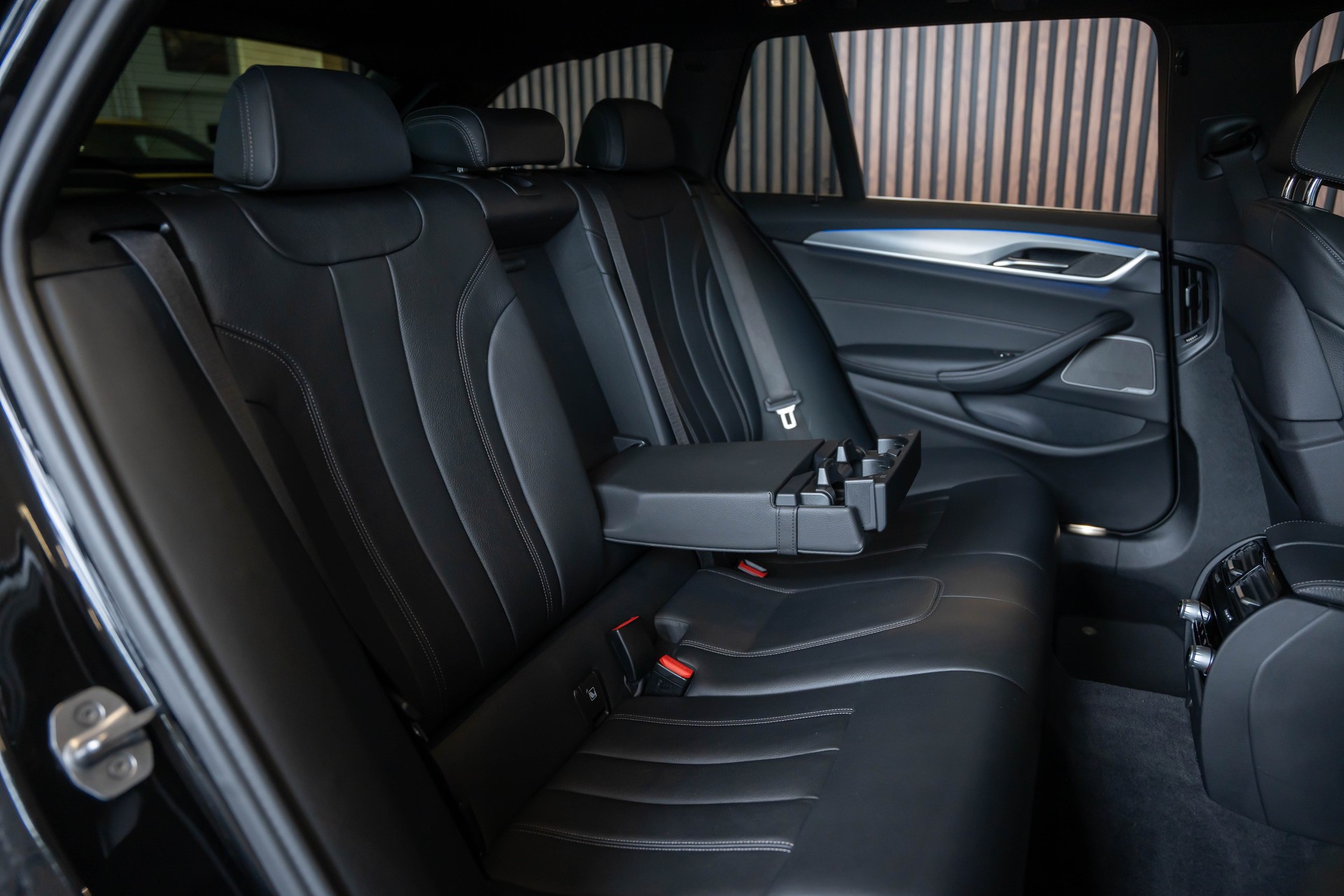 BMW-ALPINA D5 S Touring xDrive Switch-Tronic-image-20