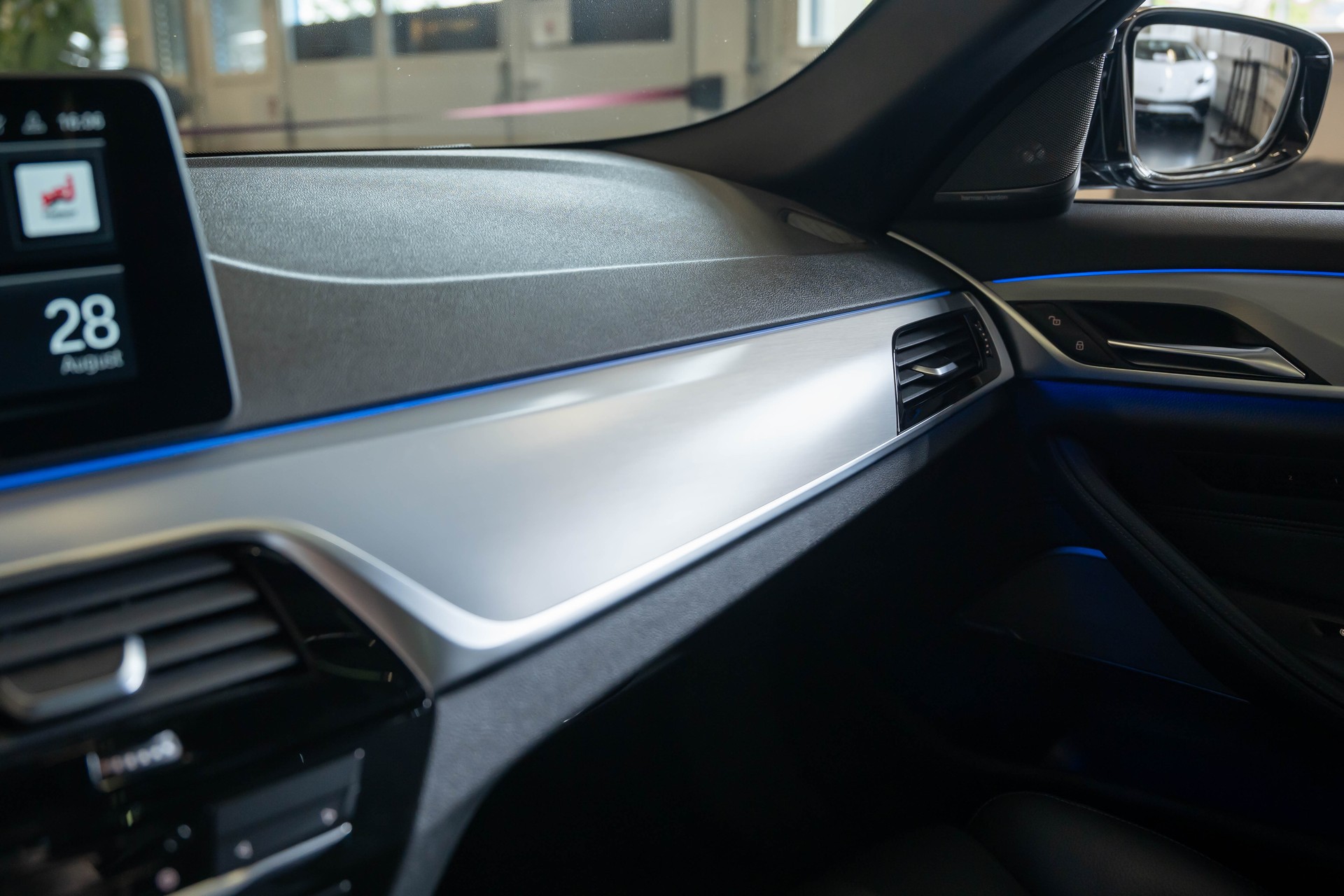 BMW-ALPINA D5 S Touring xDrive Switch-Tronic-image-41