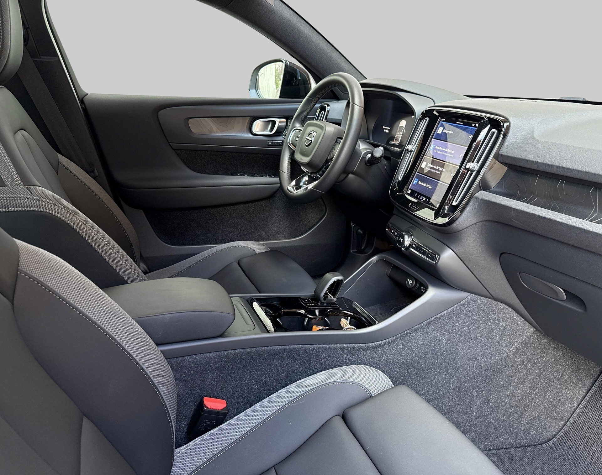 VOLVO C40 Rech P8 Twin Ultimate-image-4