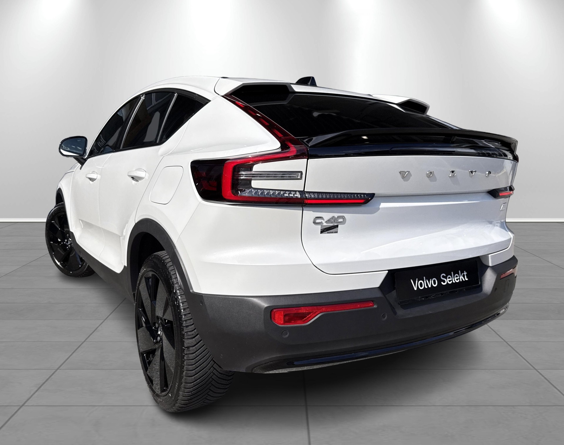 VOLVO C40 Rech P8 Twin Ultimate-image-1