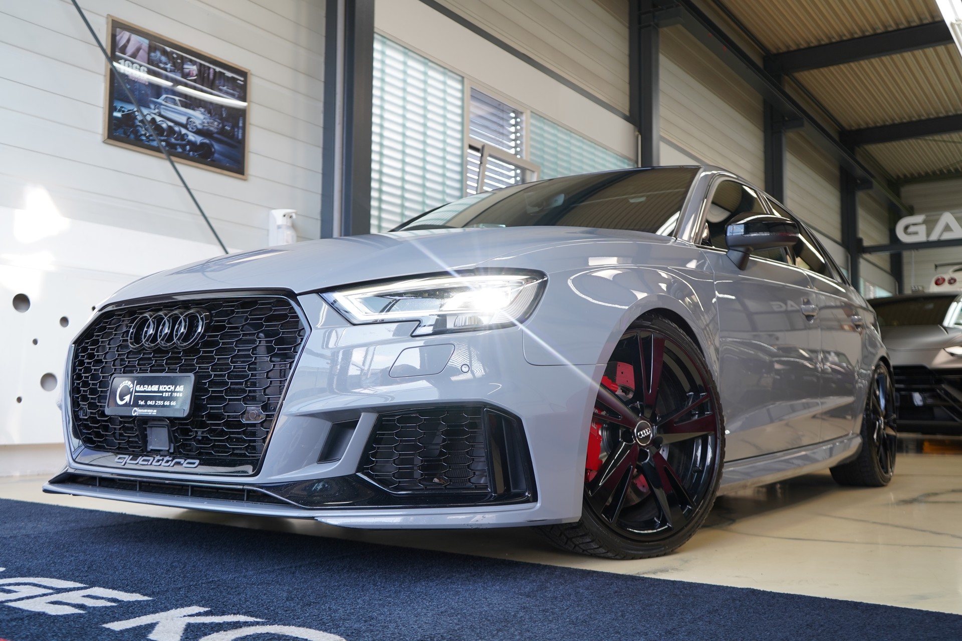 AUDI RS3 Sportback 2.5 TSI quattro S-tronic-showroom-element-1