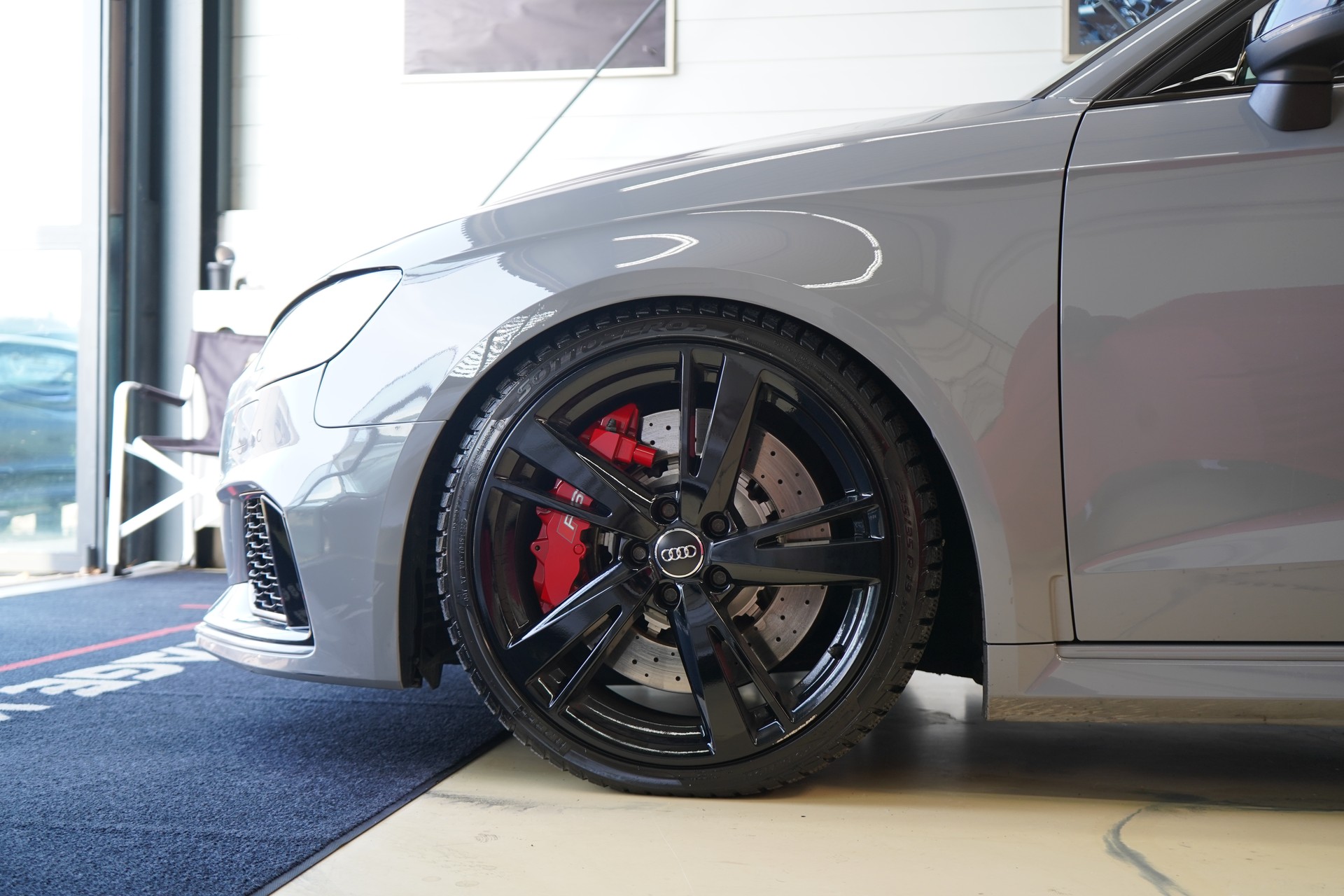 AUDI RS3 Sportback 2.5 TSI quattro S-tronic-image-14