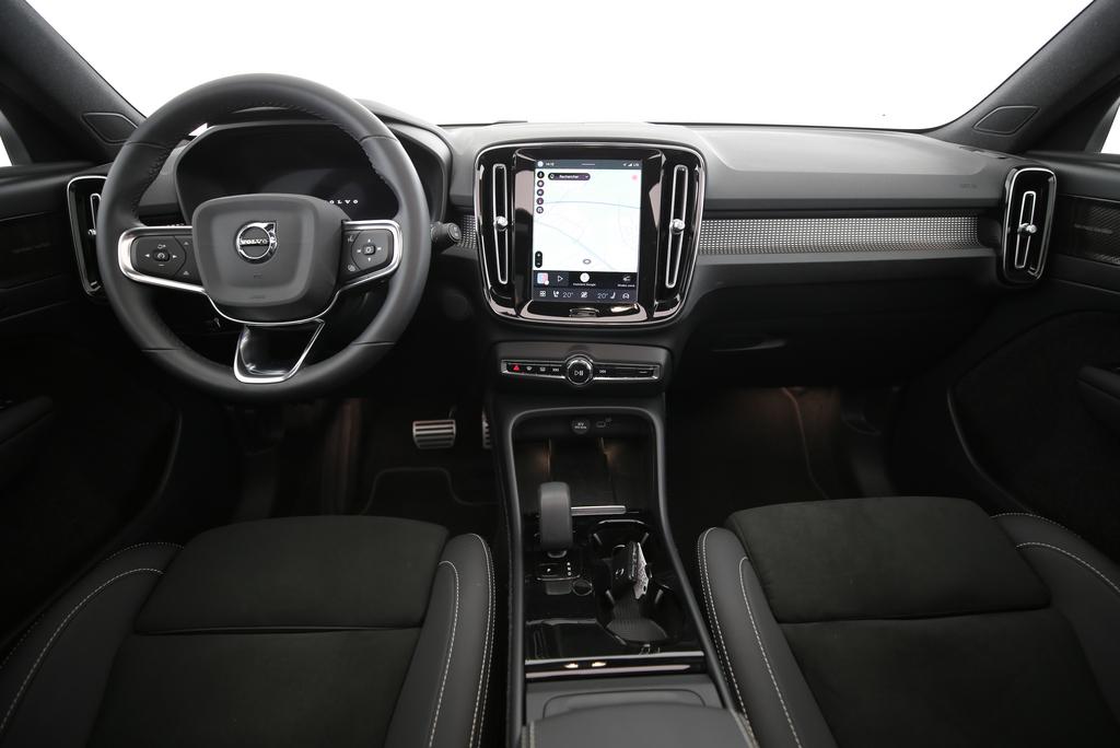 VOLVO XC40 P6 Pro-image-6