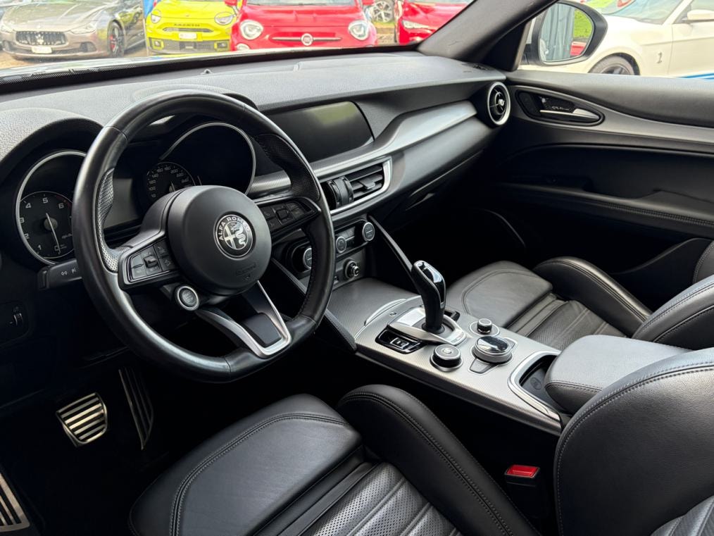 ALFA ROMEO Stelvio 2.0 Veloce Q4-image-4