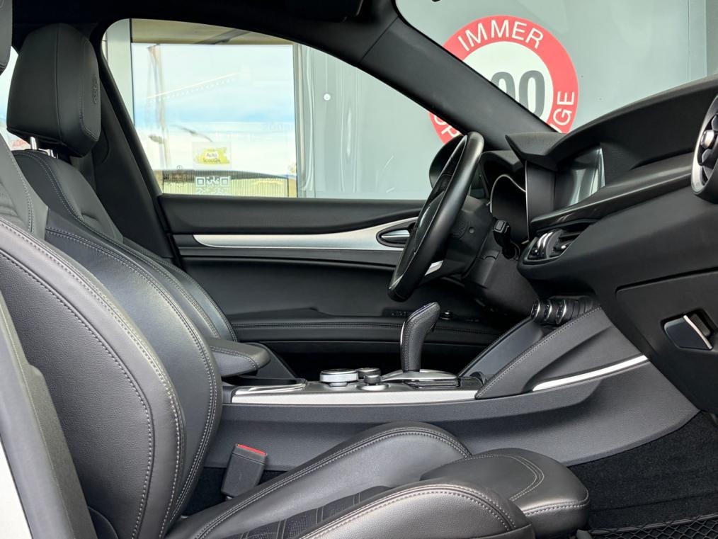 ALFA ROMEO Stelvio 2.0 Veloce Q4-image-10