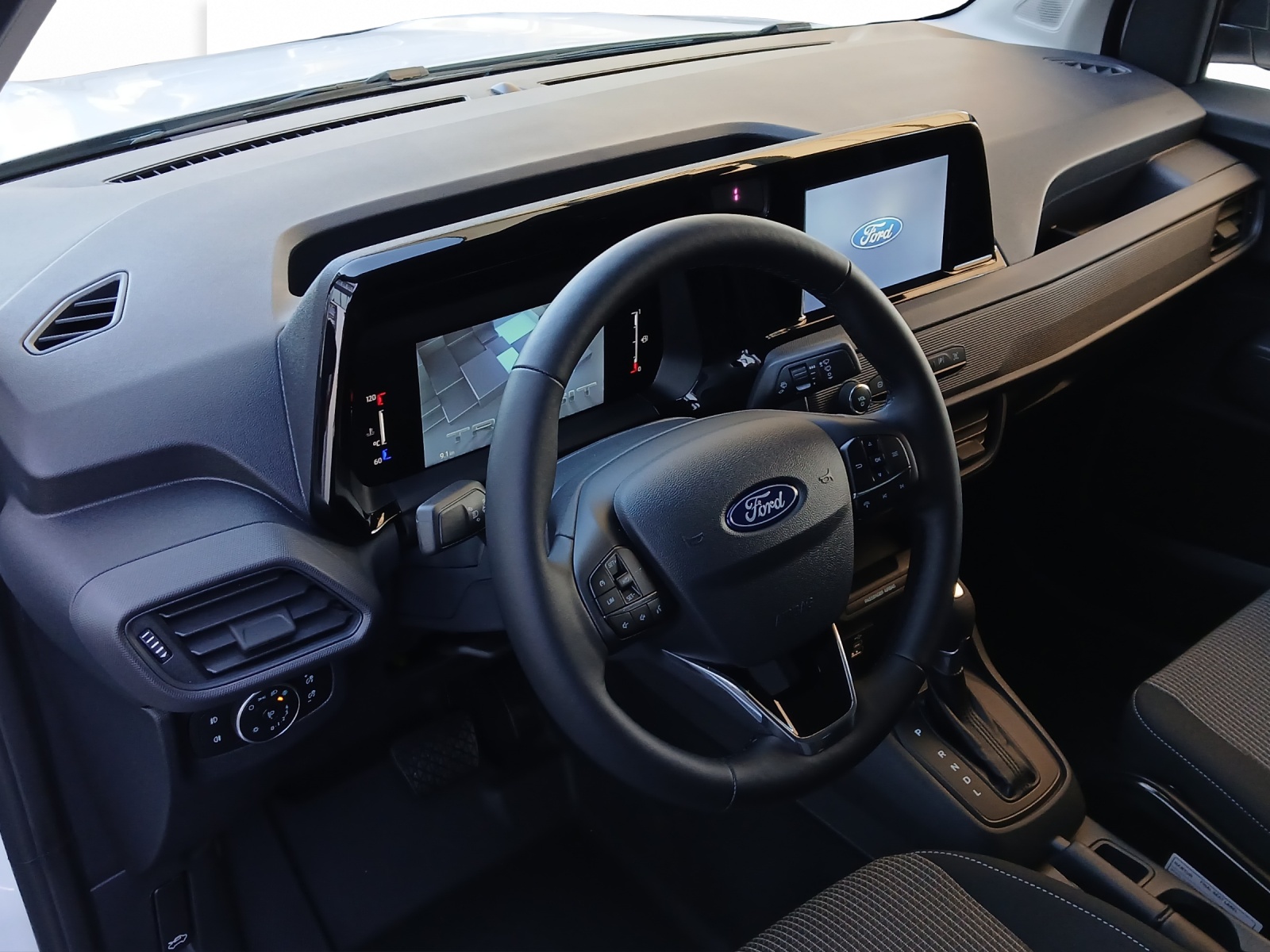 FORD Transit Courier Van 1.0 EcoBoost Trend-image-5