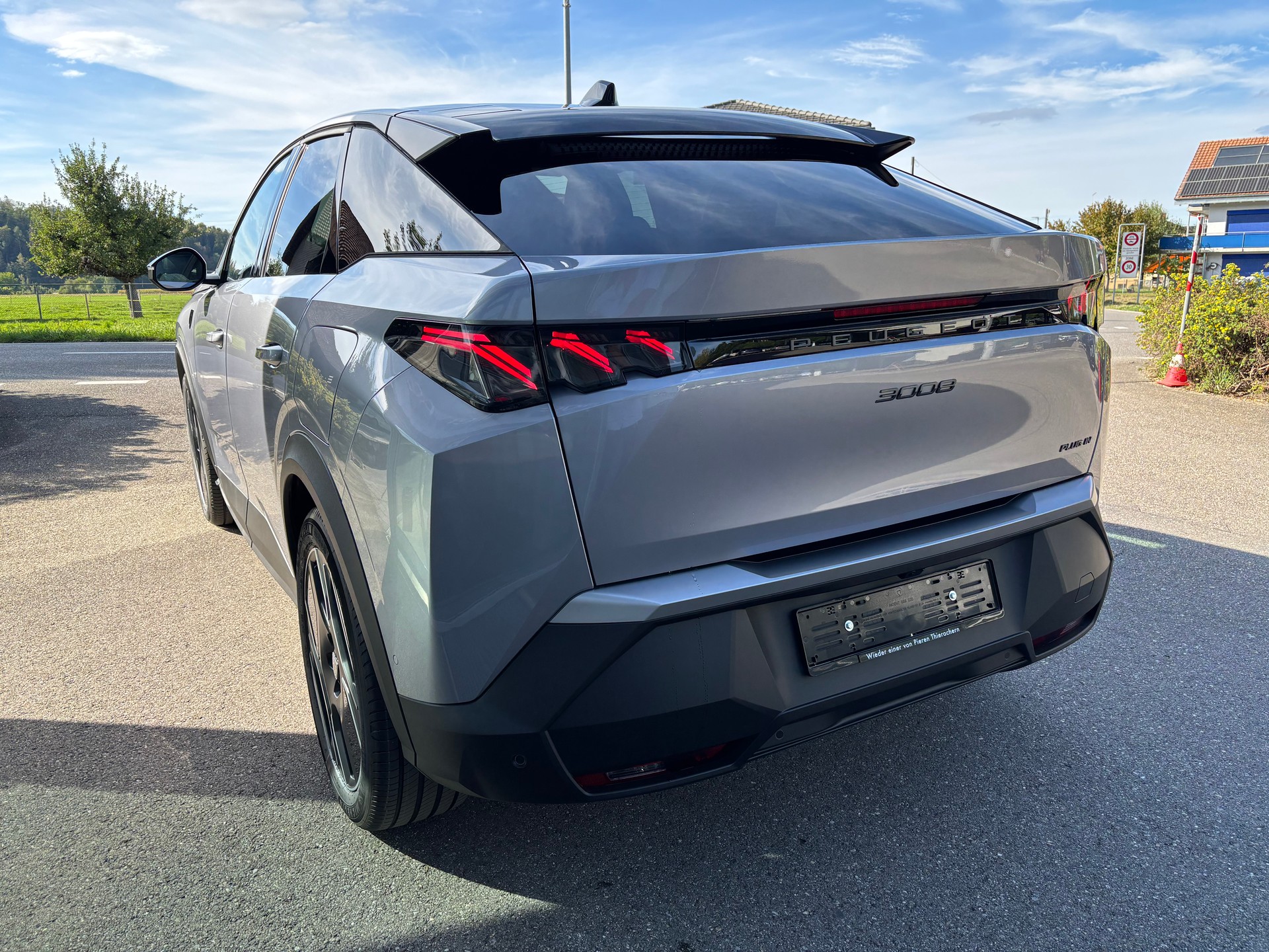 PEUGEOT 3008 225 e-DCS7 GT Exclusive-image-2