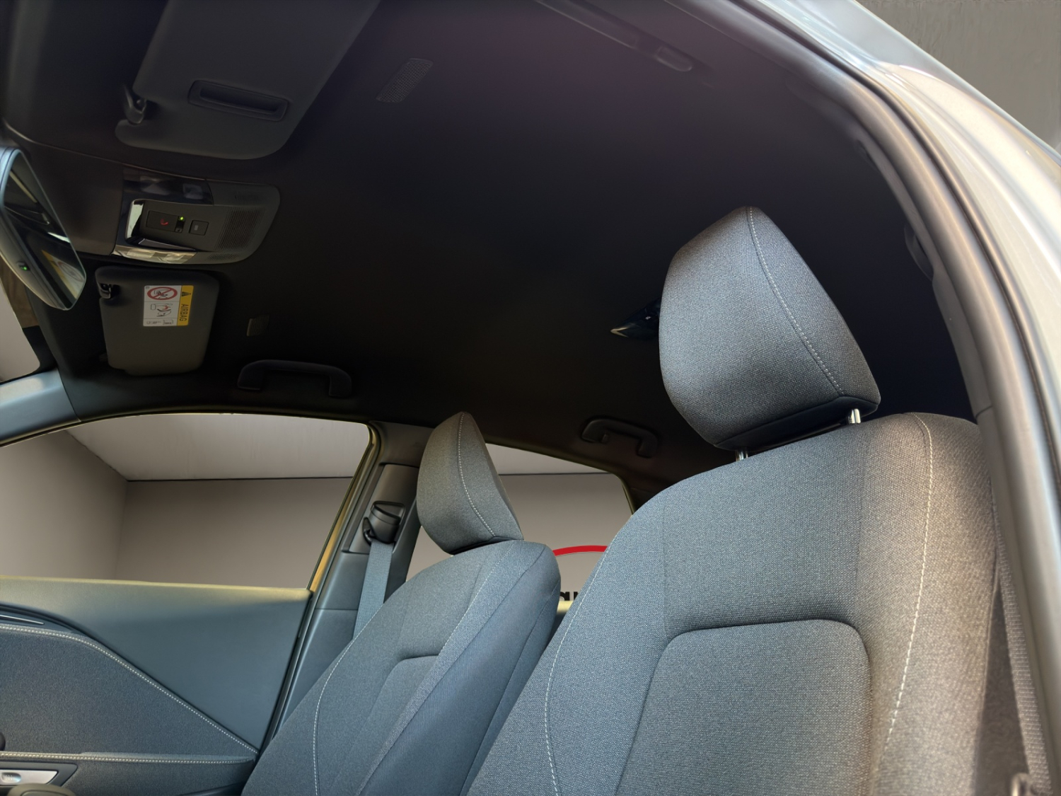 LEXUS LBX 1.5 Hybrid Impression-image-9