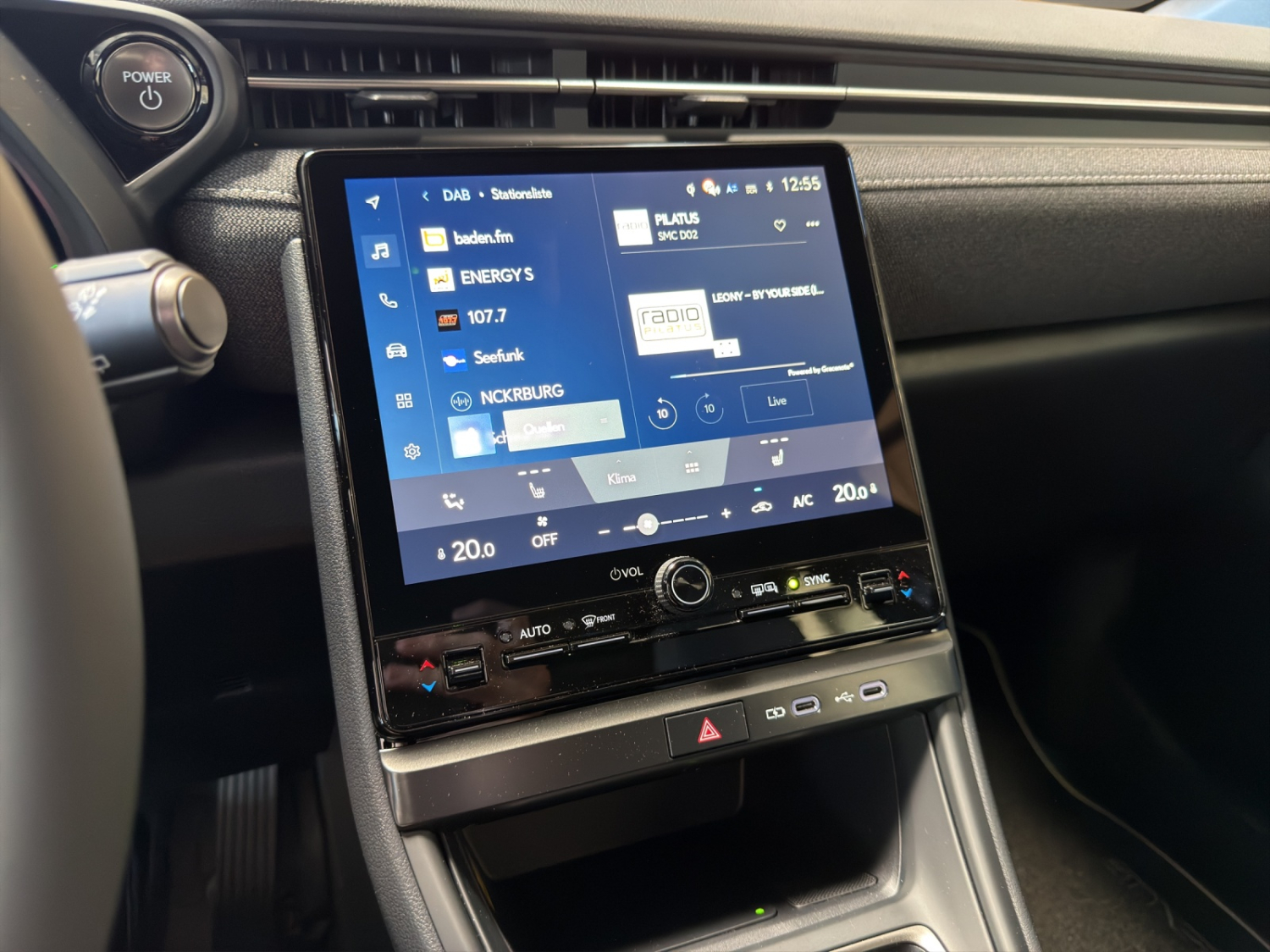 LEXUS LBX 1.5 Hybrid Impression-image-17