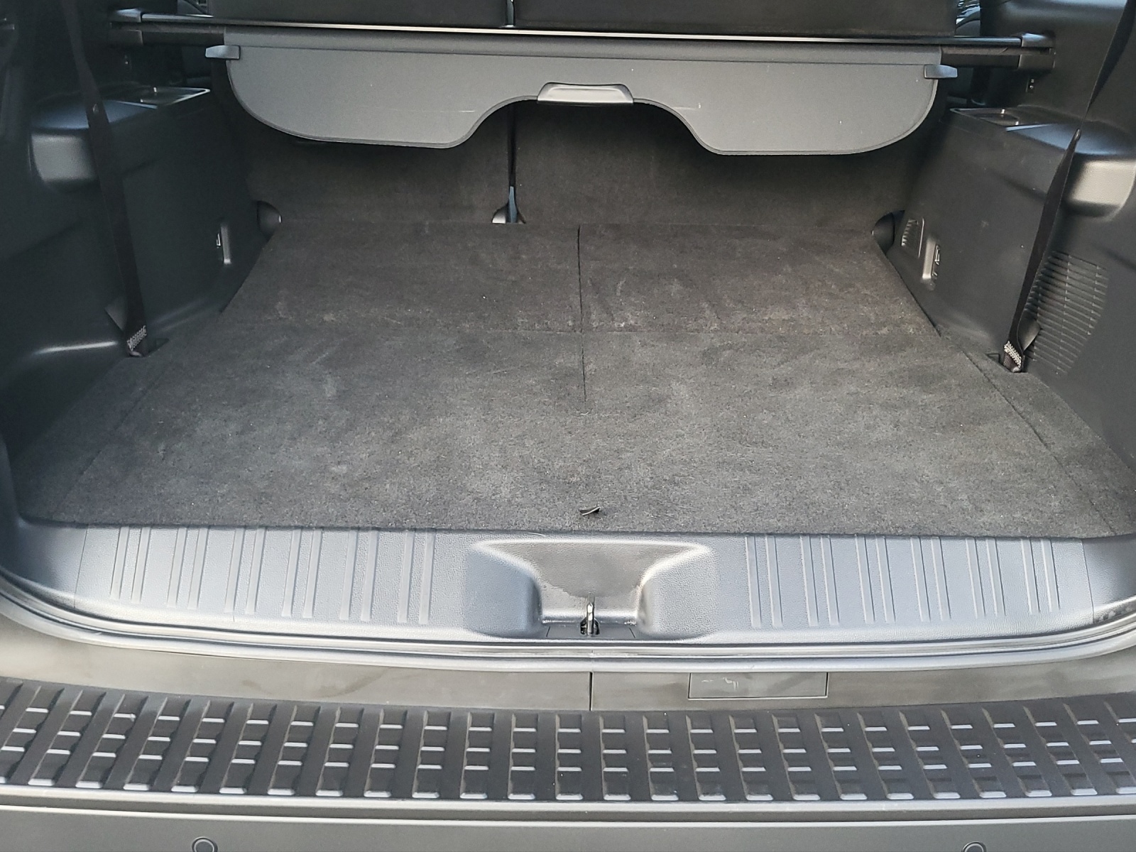 TOYOTA Land Cruiser 2.8 D Invincible 4X4-image-15
