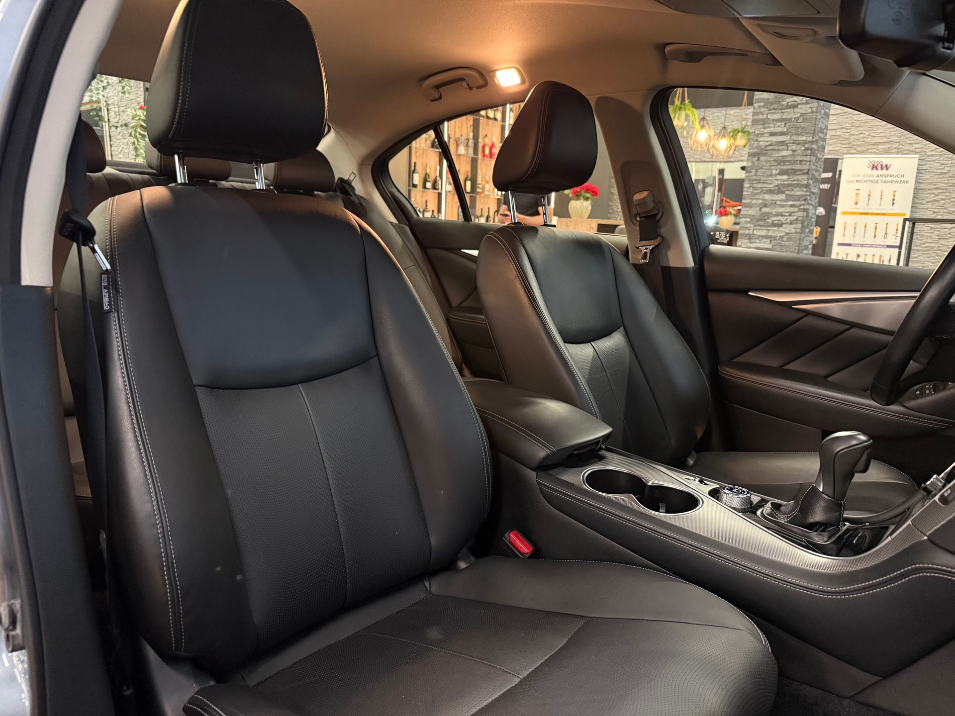 INFINITI Q50 2.2d Sport Tech Automatic-image-19