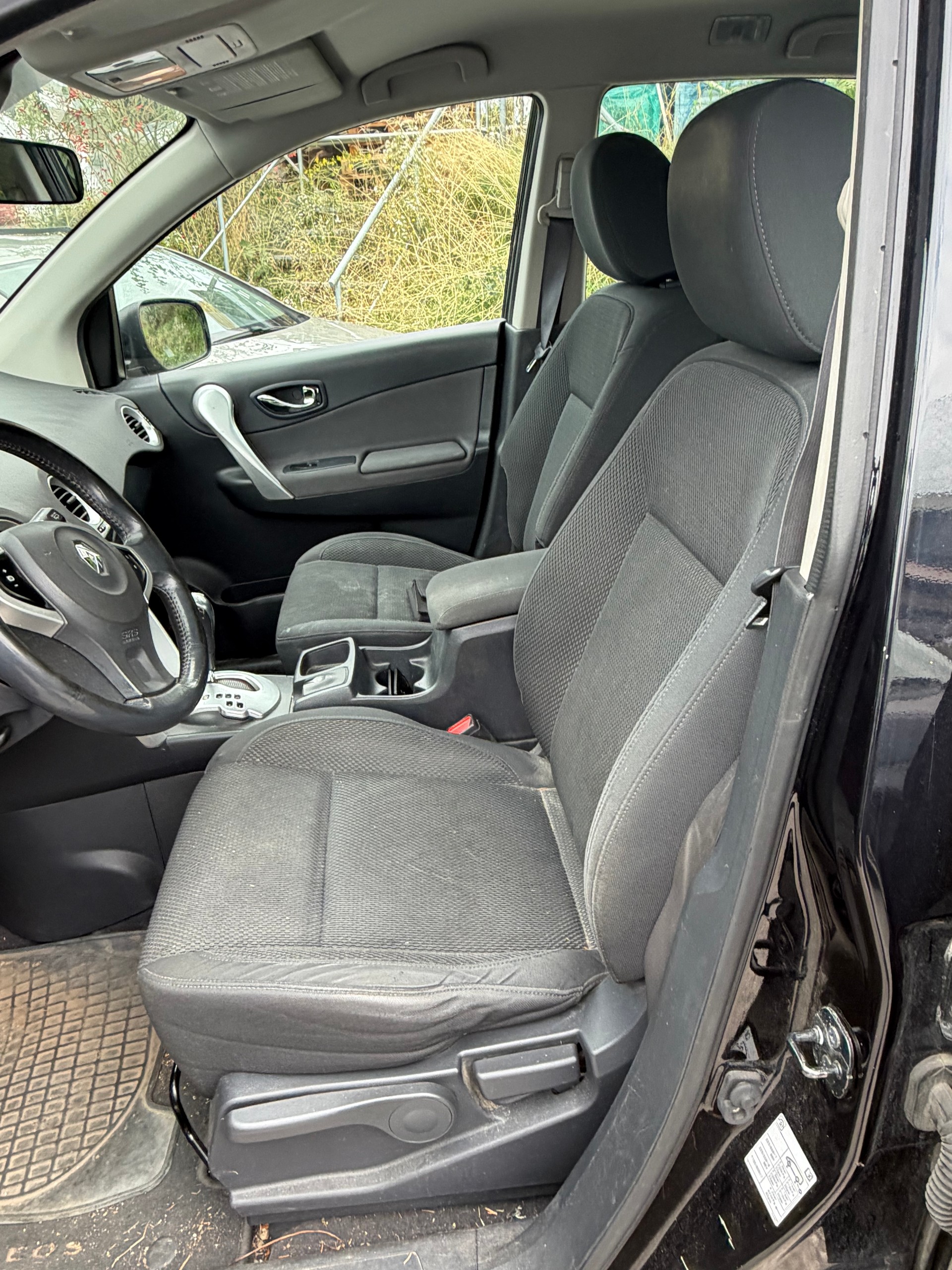RENAULT Koleos 2.0 dCi Dynamique 4x4 Automatic-image-7