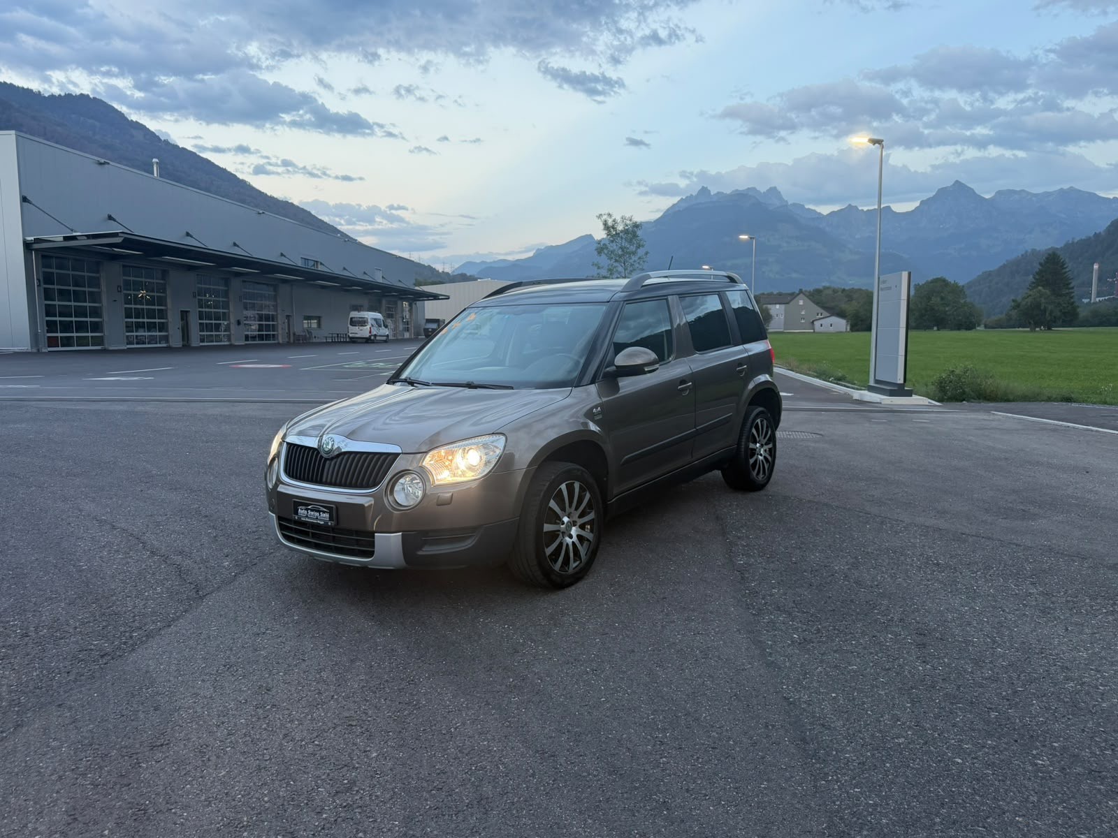 SKODA Yeti 1.8 TSI Ambition 4x4-image-1