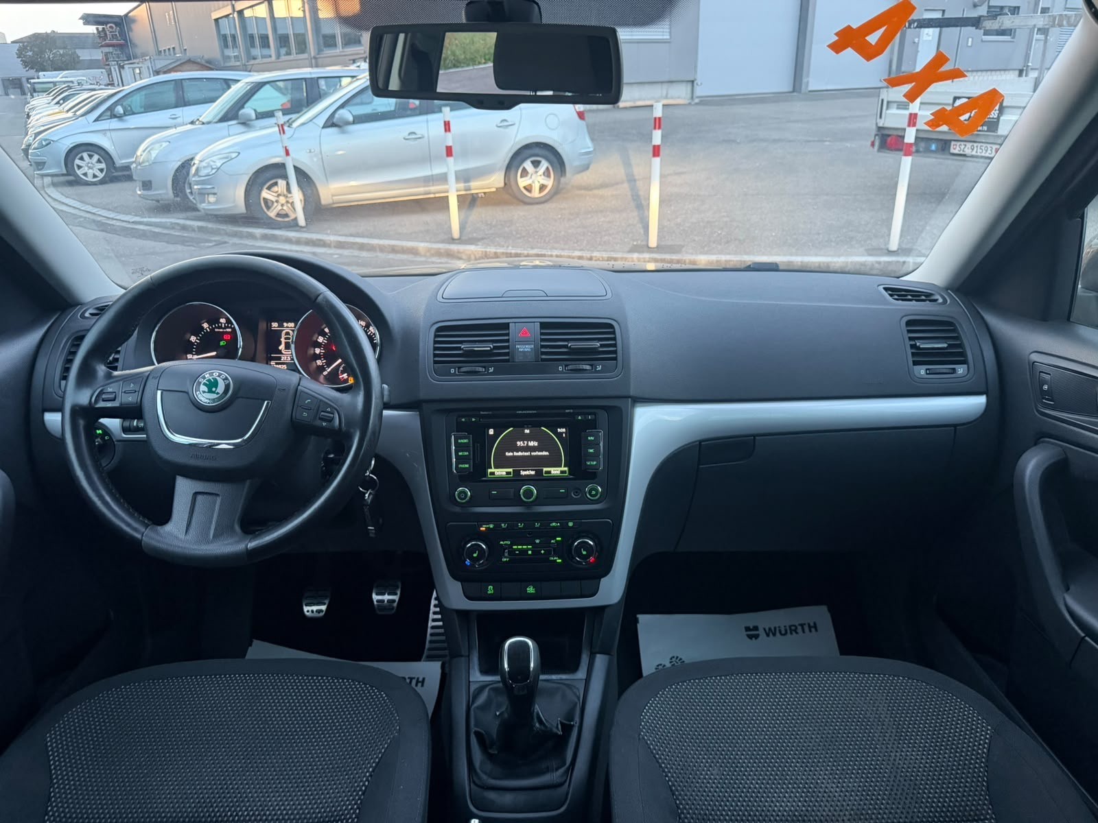 SKODA Yeti 1.8 TSI Ambition 4x4-image-5
