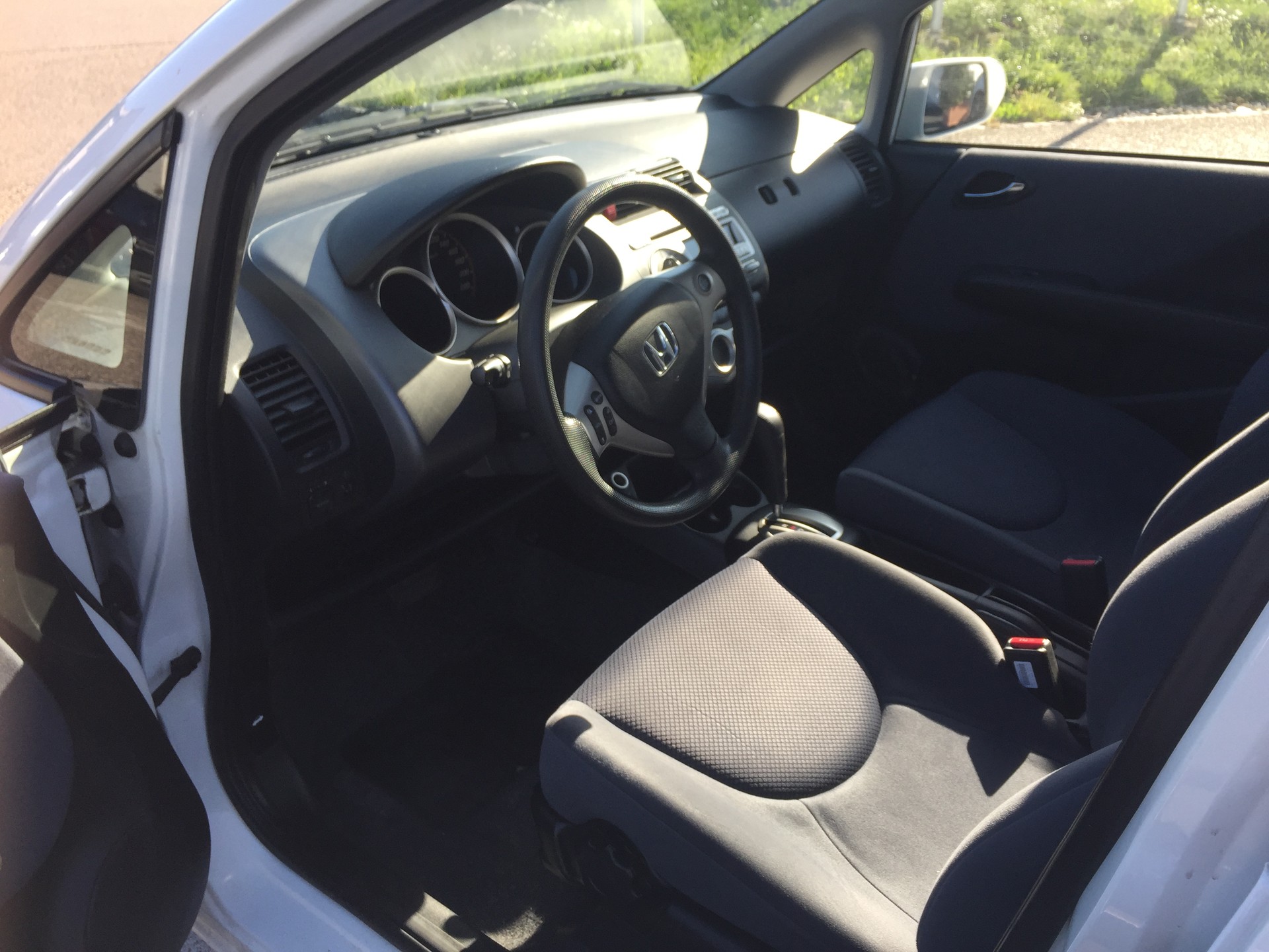 HONDA Jazz 1.4i LS Formula 1 CVT-image-7