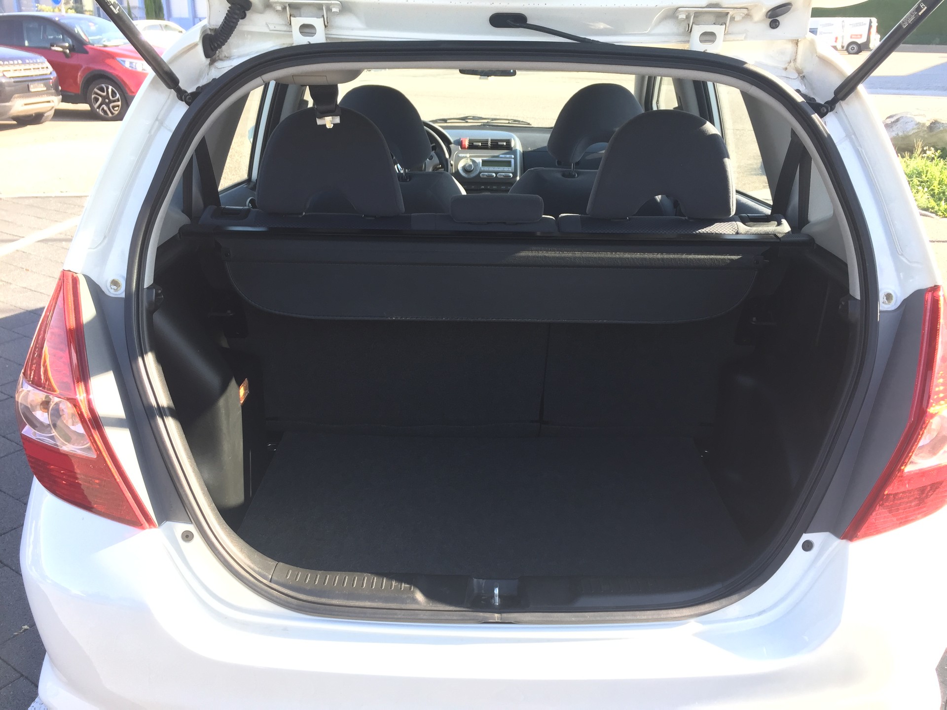 HONDA Jazz 1.4i LS Formula 1 CVT-image-12