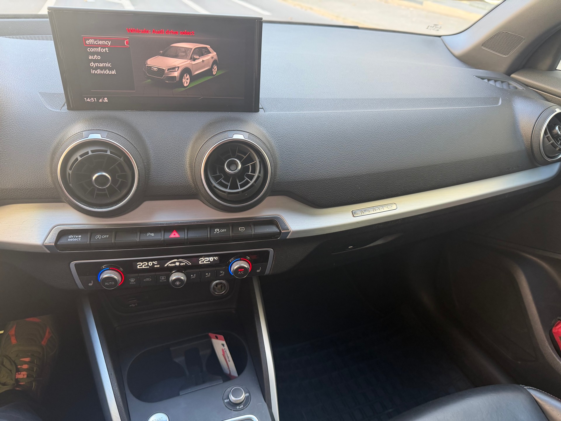 AUDI Q2 2.0 TFSI sport quattro S-tronic-image-26