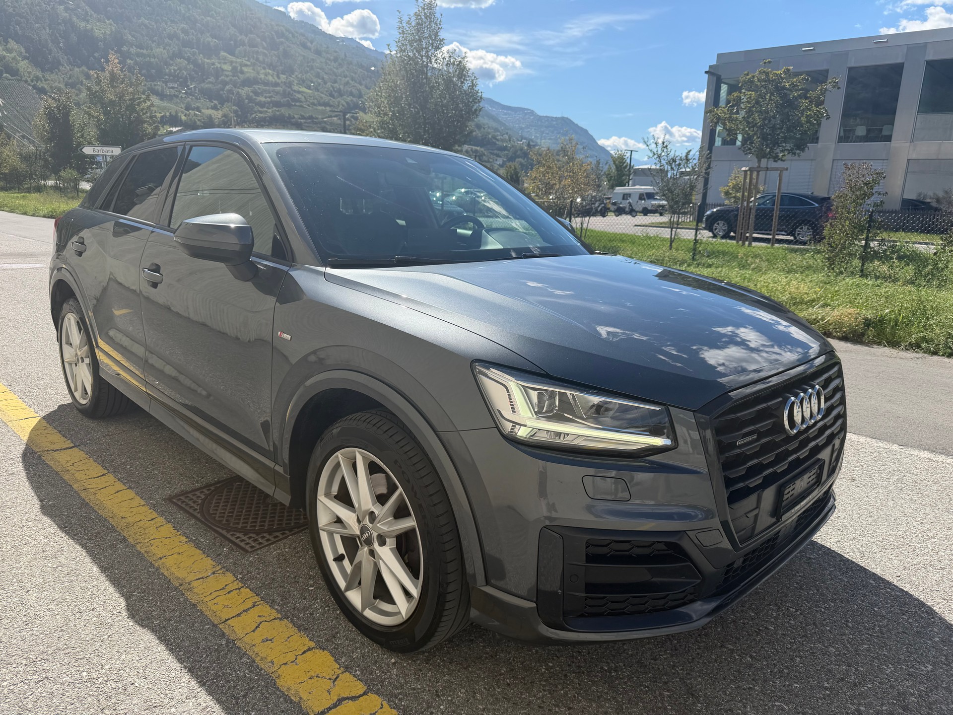 AUDI Q2 2.0 TFSI sport quattro S-tronic-image-7
