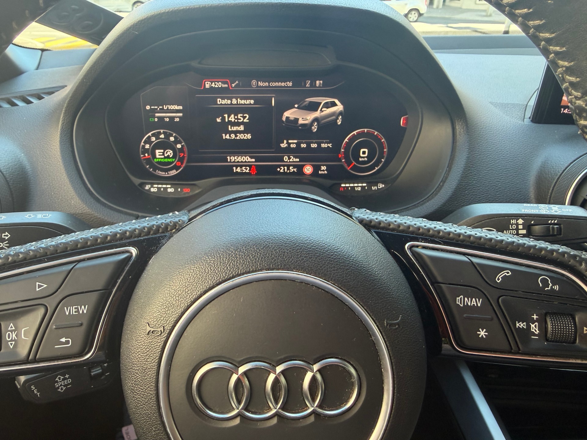 AUDI Q2 2.0 TFSI sport quattro S-tronic-image-22