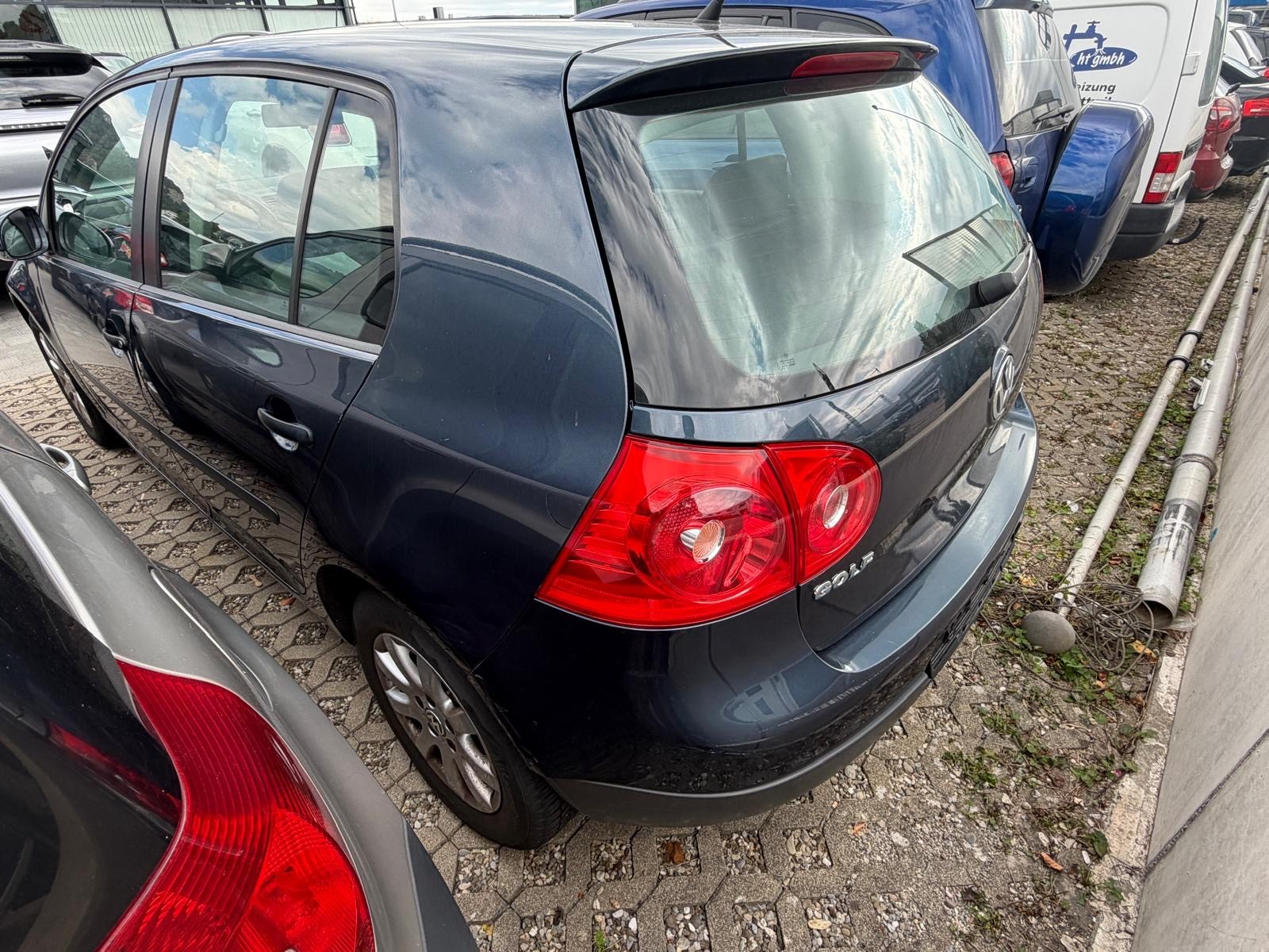 VW Golf 2.0 FSI Comfortline-image-21