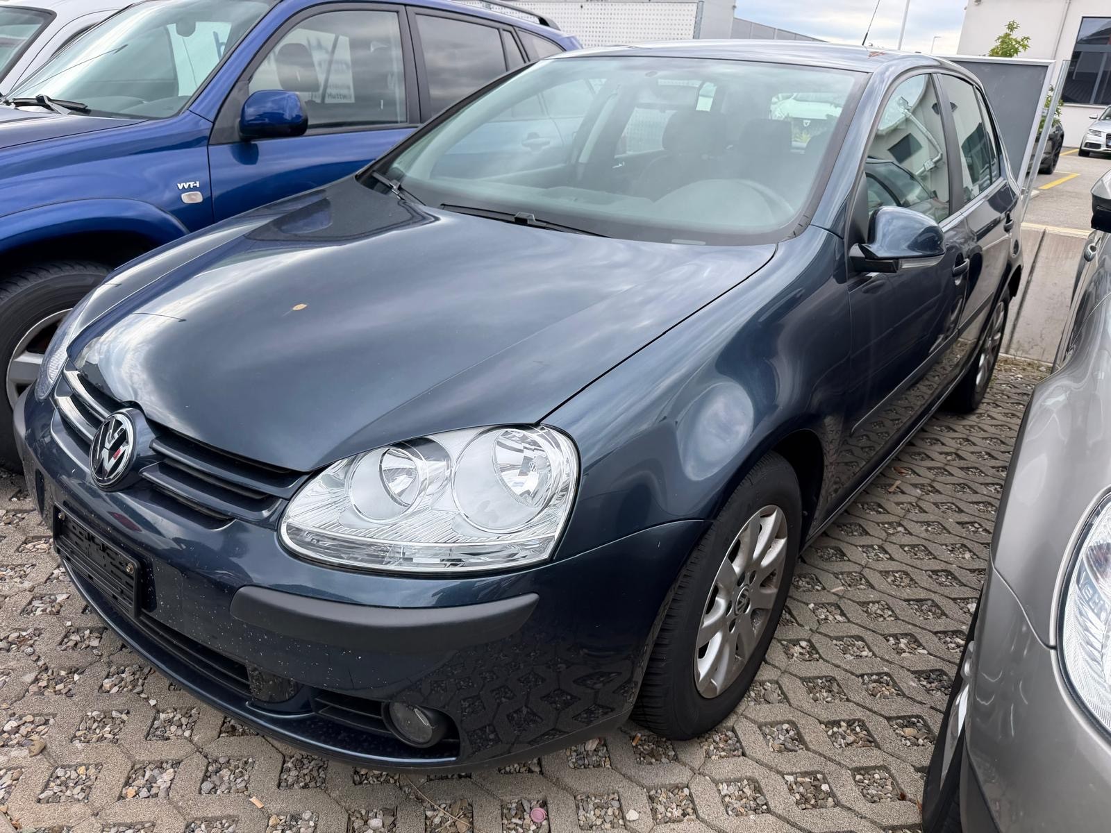 VW Golf 2.0 FSI Comfortline-image-1