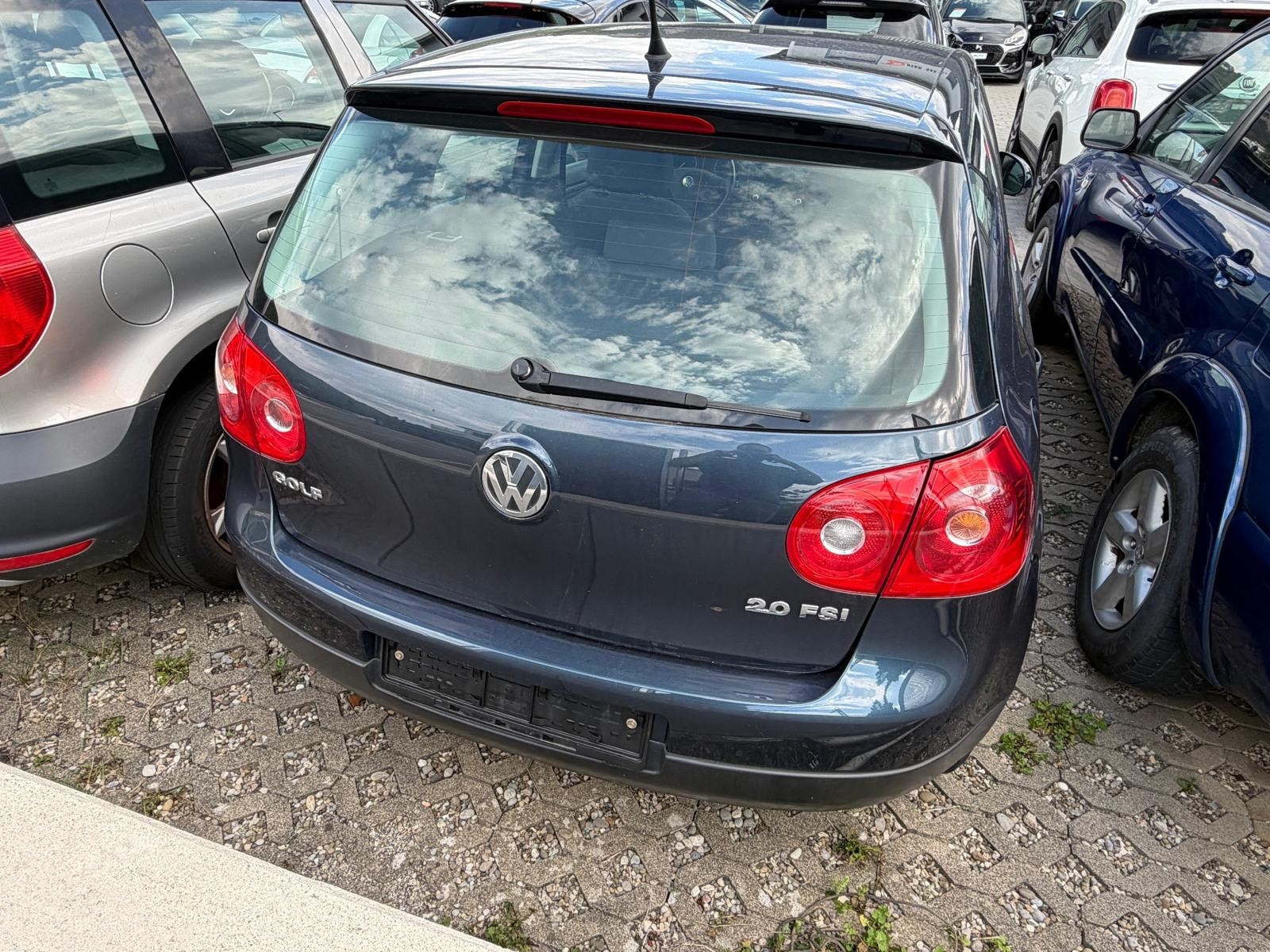 VW Golf 2.0 FSI Comfortline-image-19
