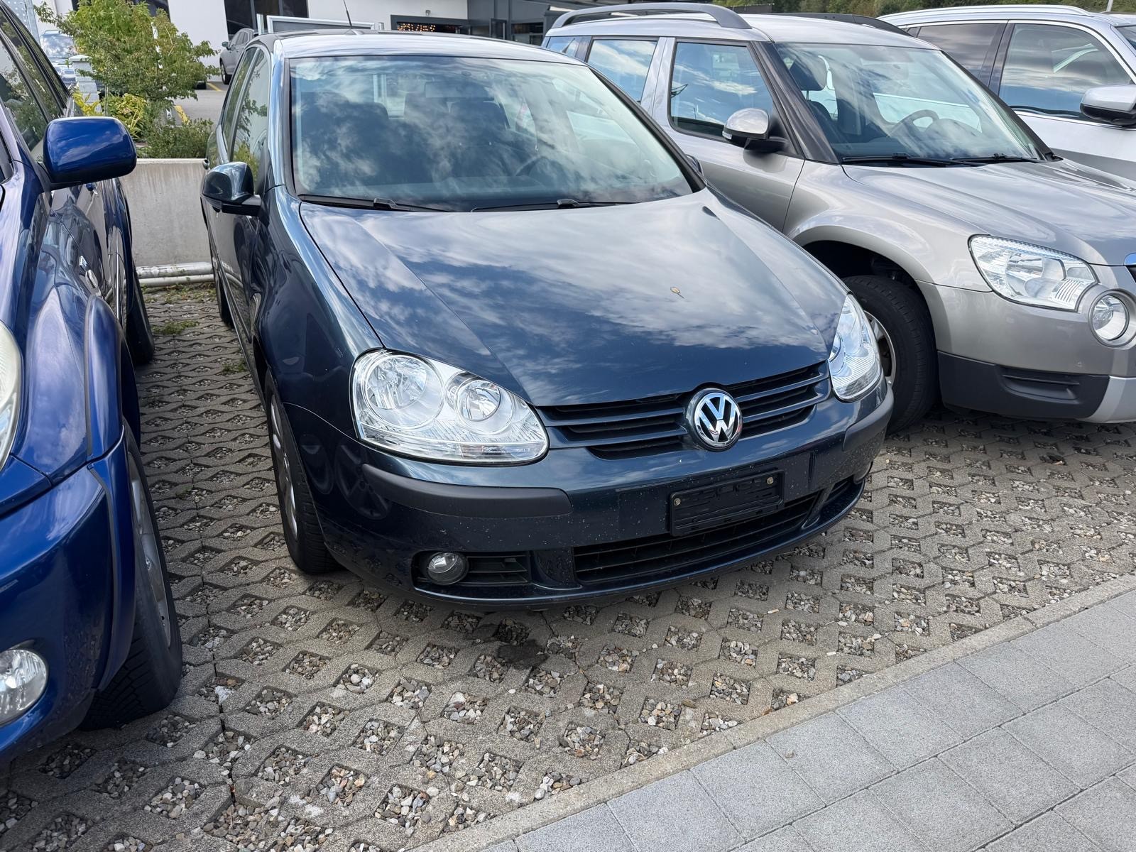 VW Golf 2.0 FSI Comfortline-image-12