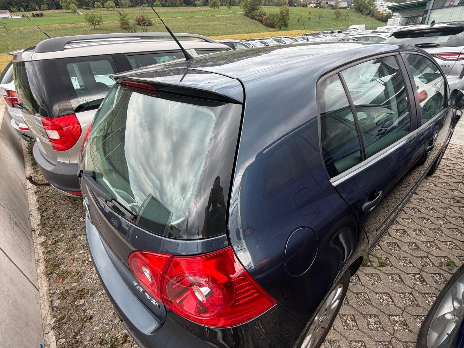 VW Golf 2.0 FSI Comfortline-image-25