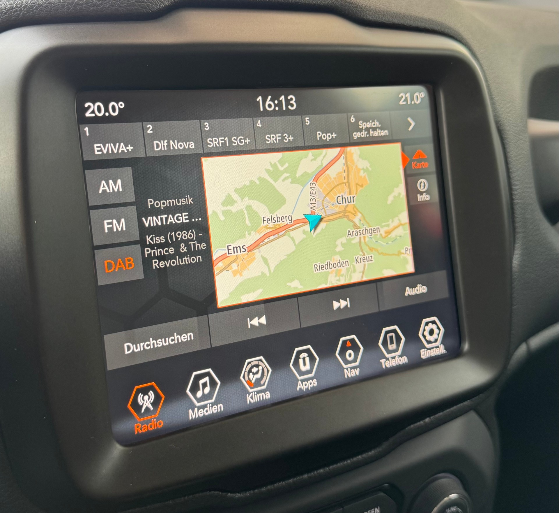 JEEP Renegade 1.5 MHEV Swiss Limited Plus-image-16
